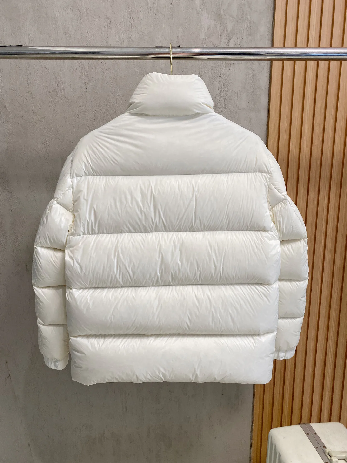 Куртки И Пуховики Мужские Moncler 5596253