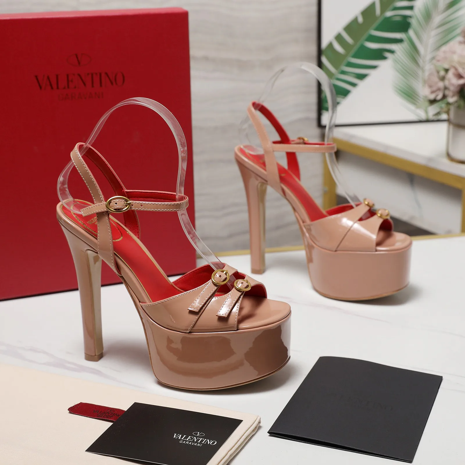 Босоножки Женские Valentino 13542424