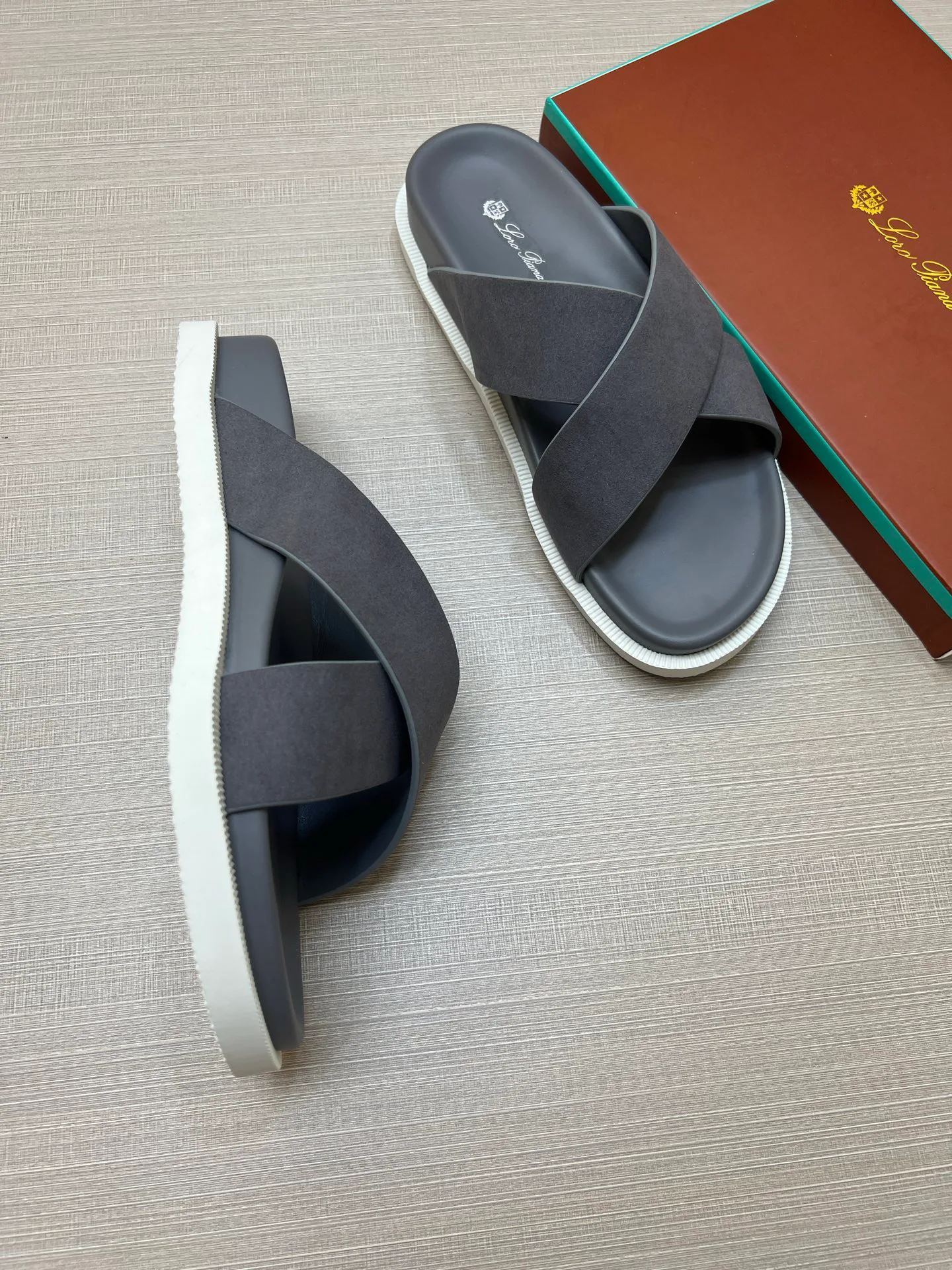 Шлепанцы Мужские Loro Piana 17467070