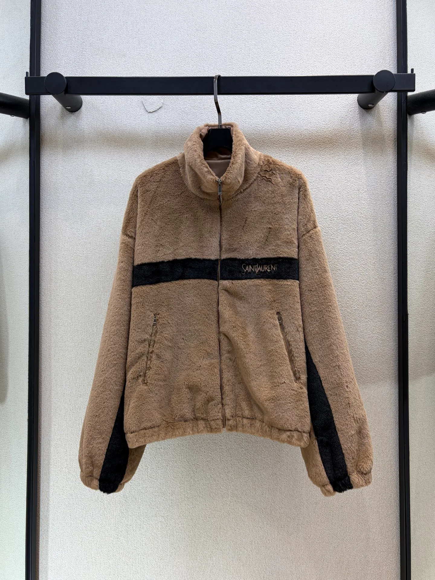 Куртки И Пуховики Женские Saint Laurent 18605892