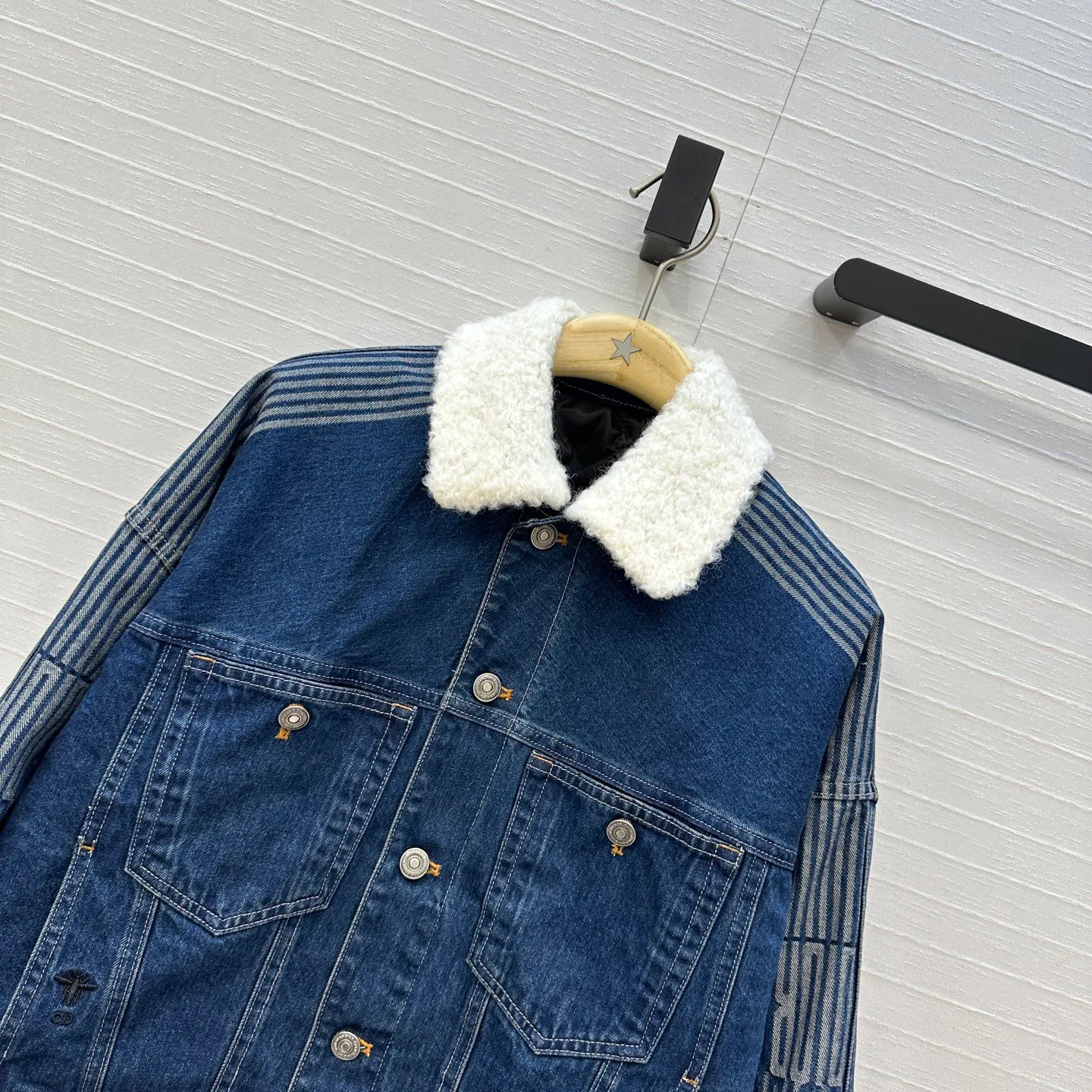 Куртки Женские Christian Dior 226659