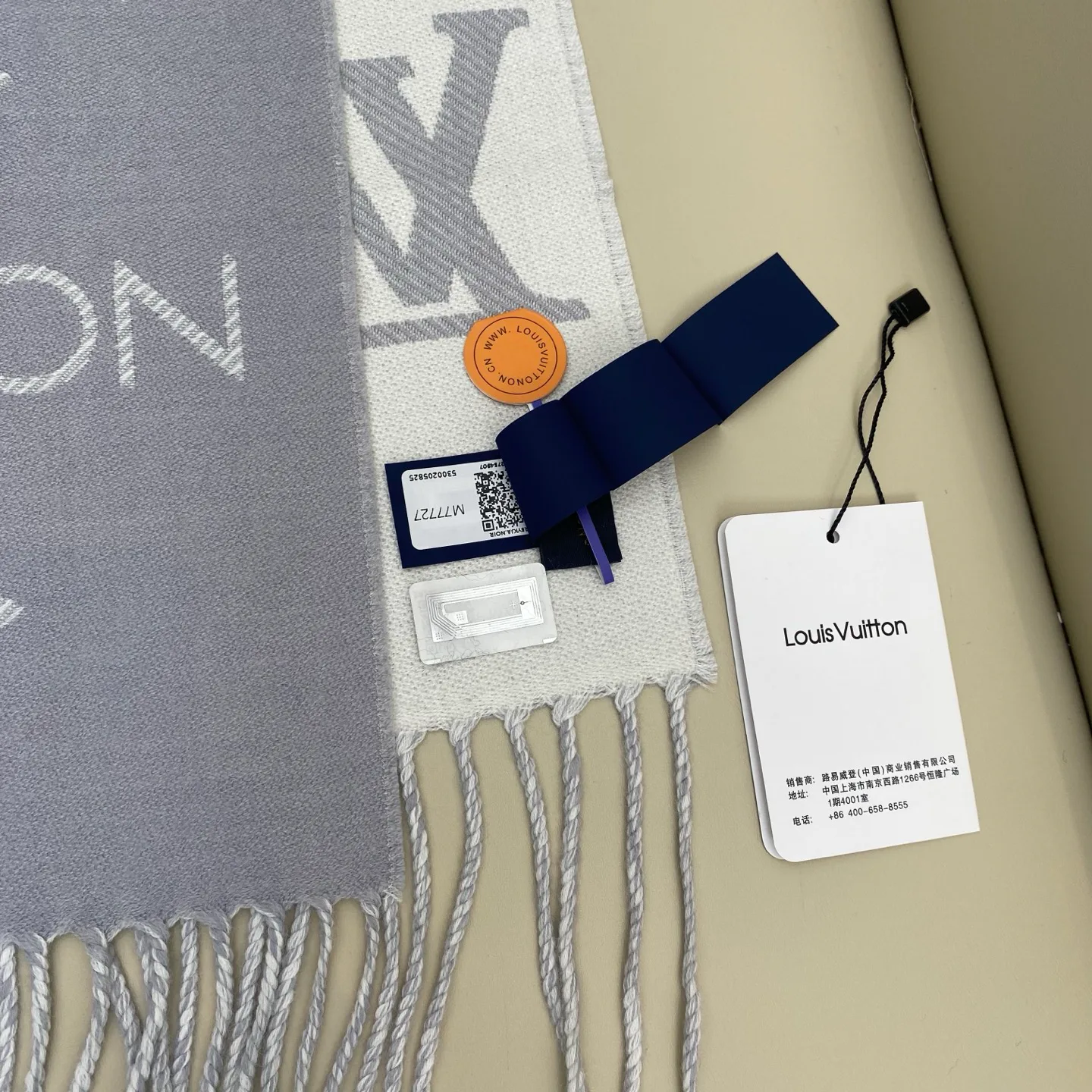 Шарфы Louis Vuitton 438499