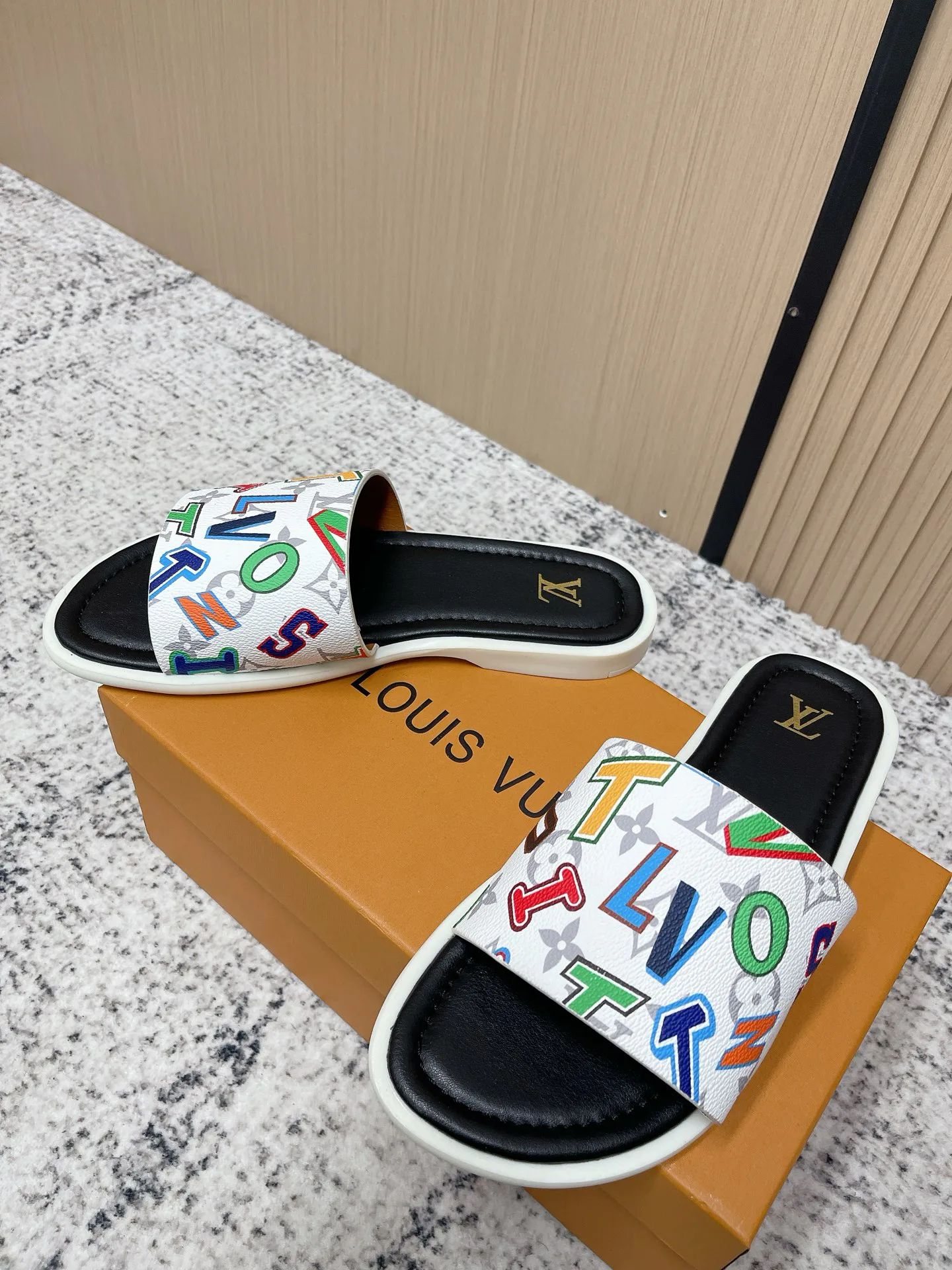 Сандалии Мужские Louis Vuitton 12785771