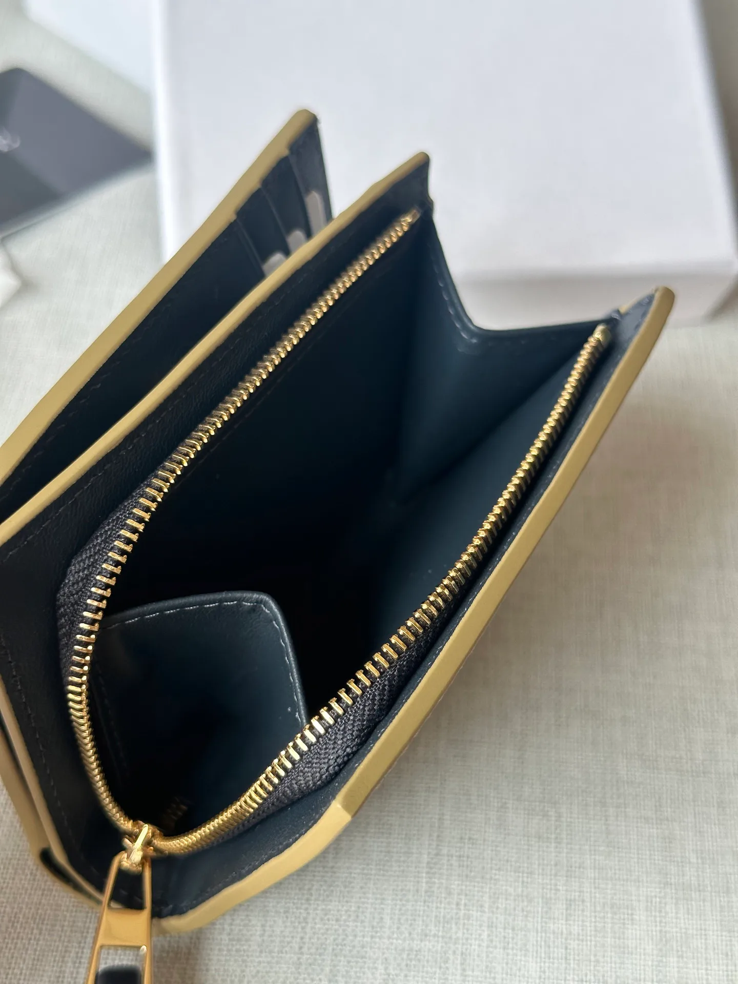 Клатчи Женские Loewe 13463688