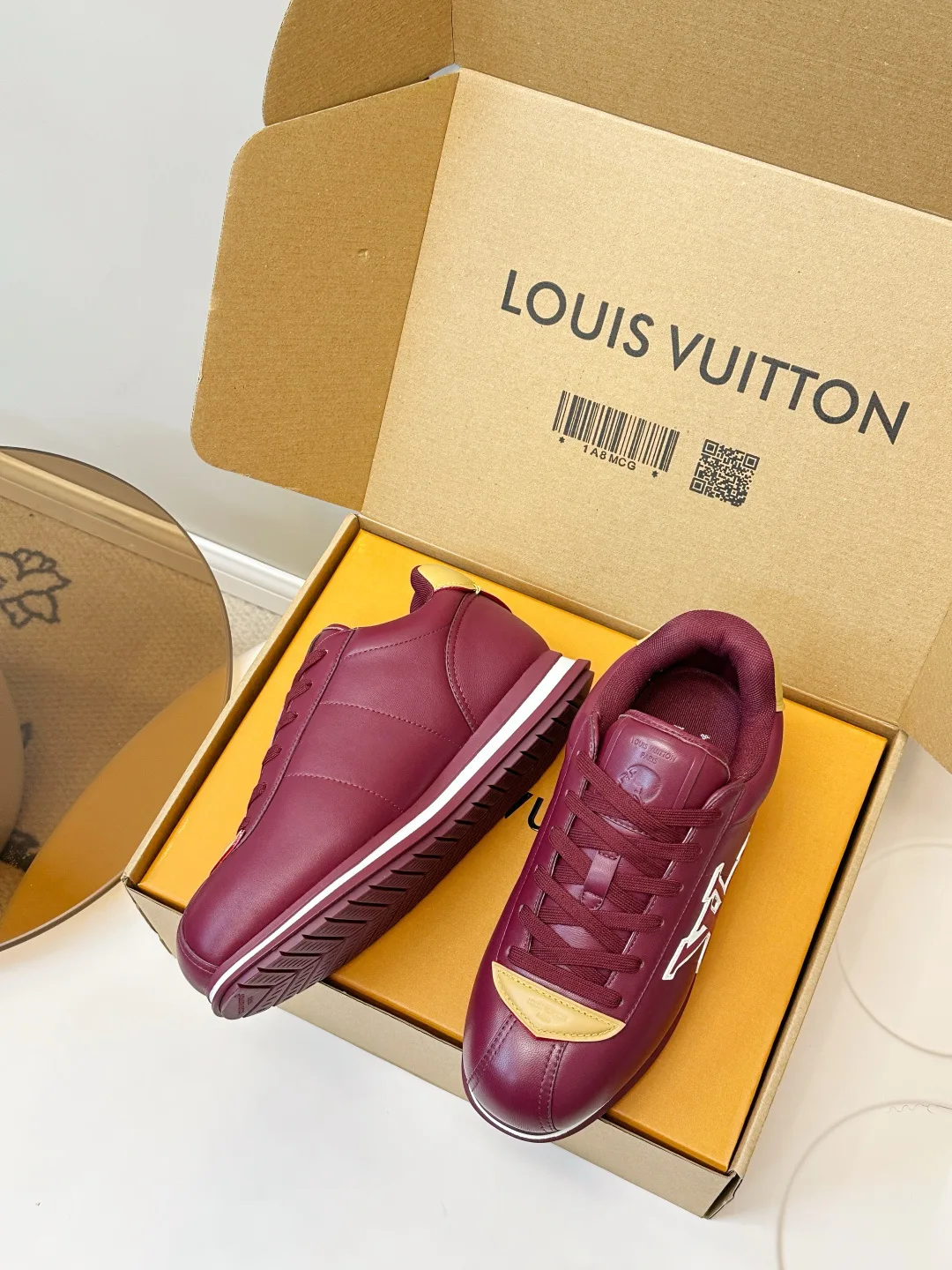 Кроссовки Женские Louis Vuitton 11594926