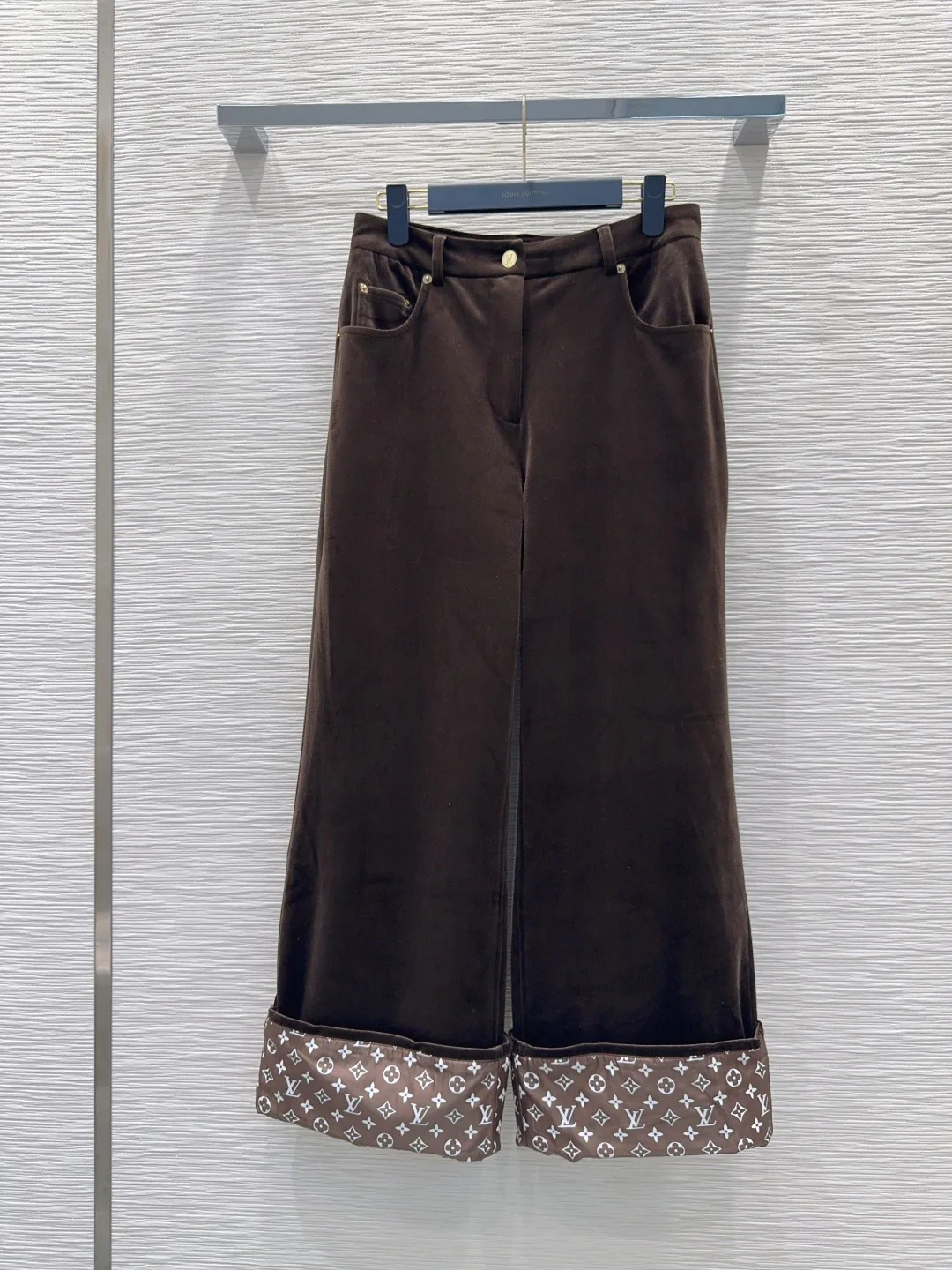 Брюки Женские Louis Vuitton 18846301