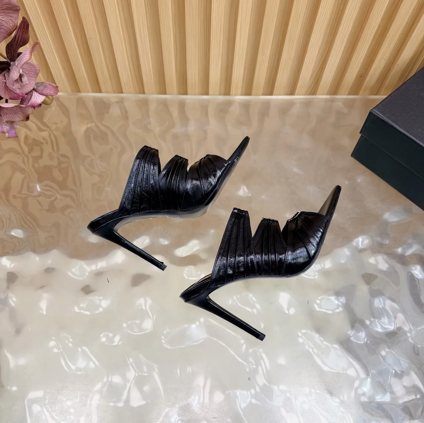 Туфли Женские Saint Laurent 10996524