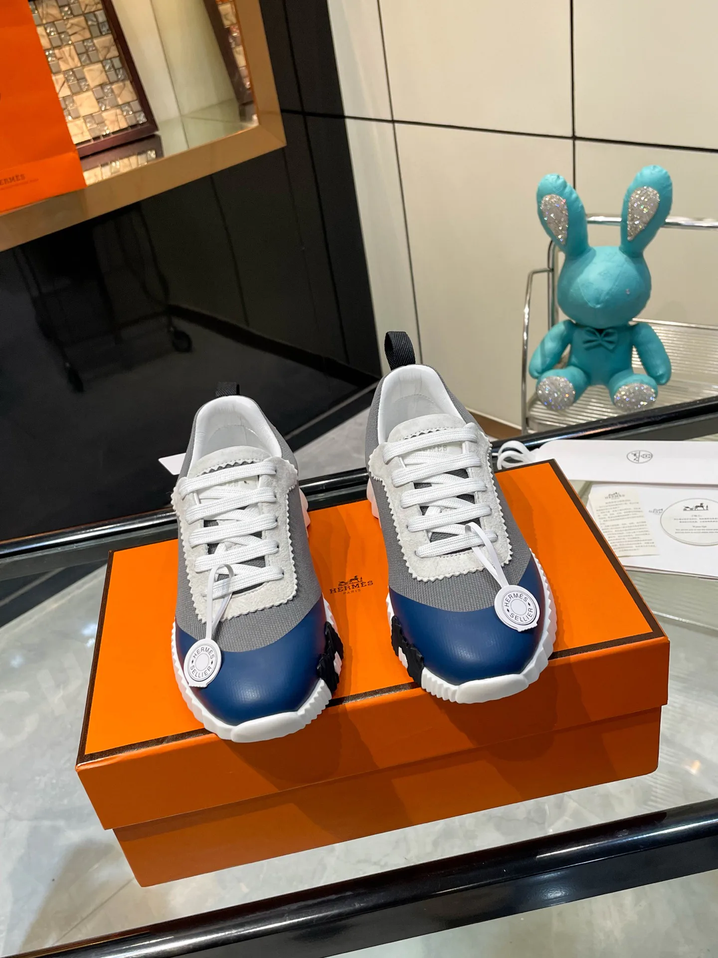Кроссовки Женские Hermes 17954778