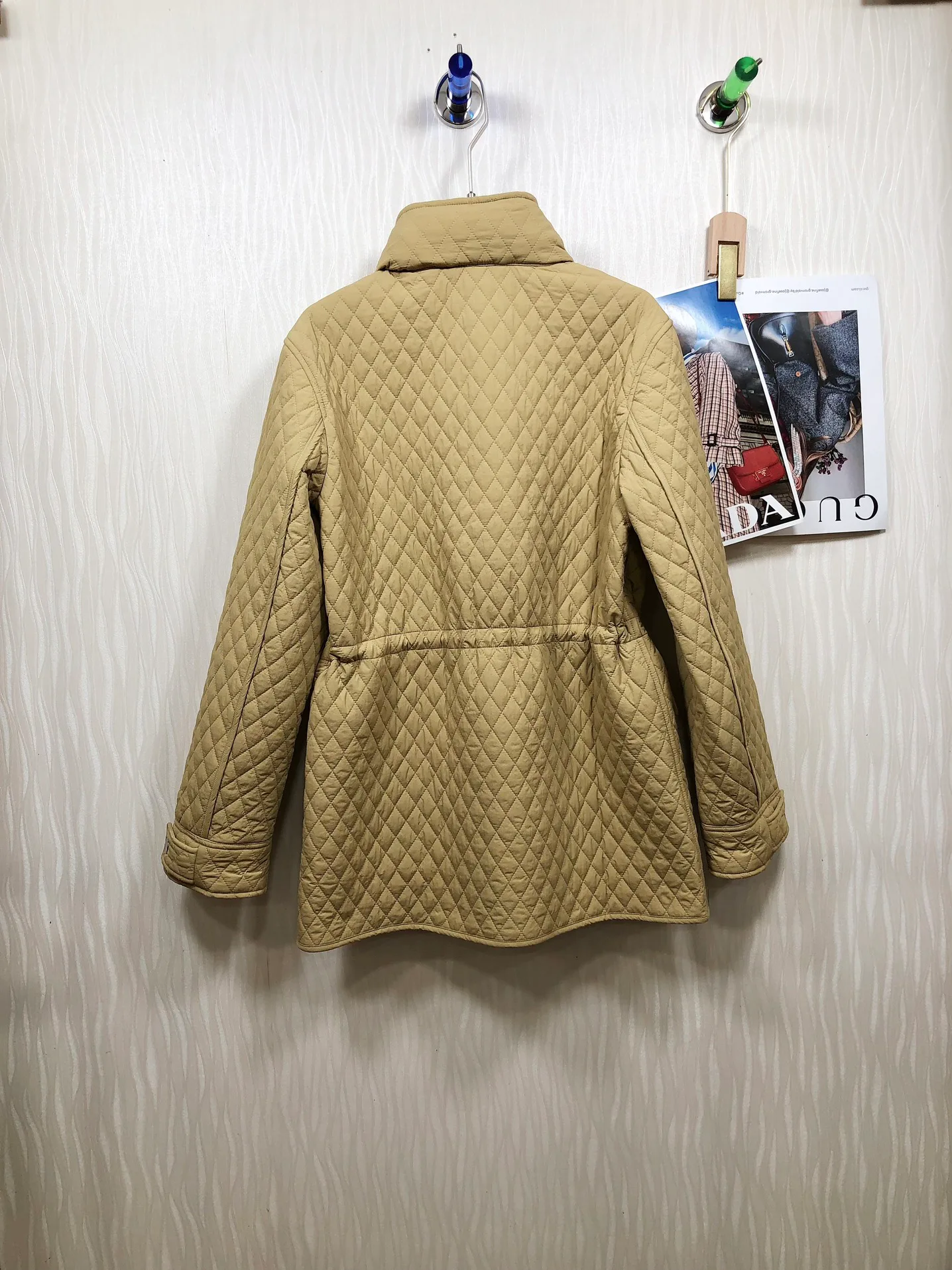 Куртки И Пуховики Женские Burberry 14233