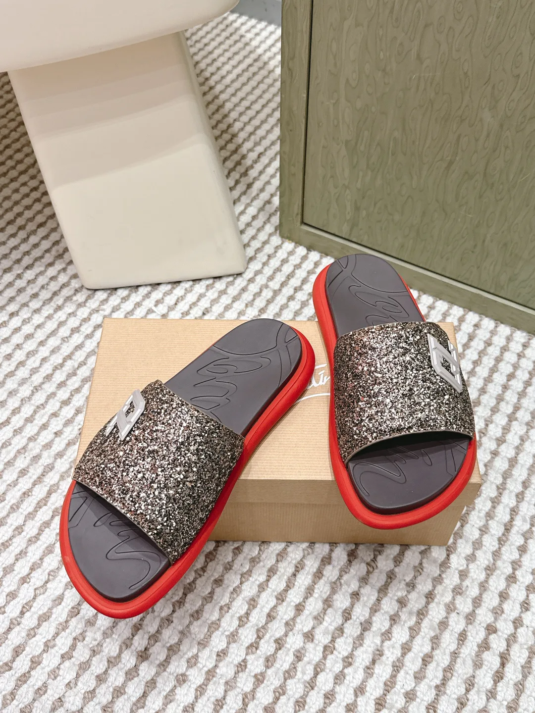 Шлепанцы Мужские Christian Louboutin 488309