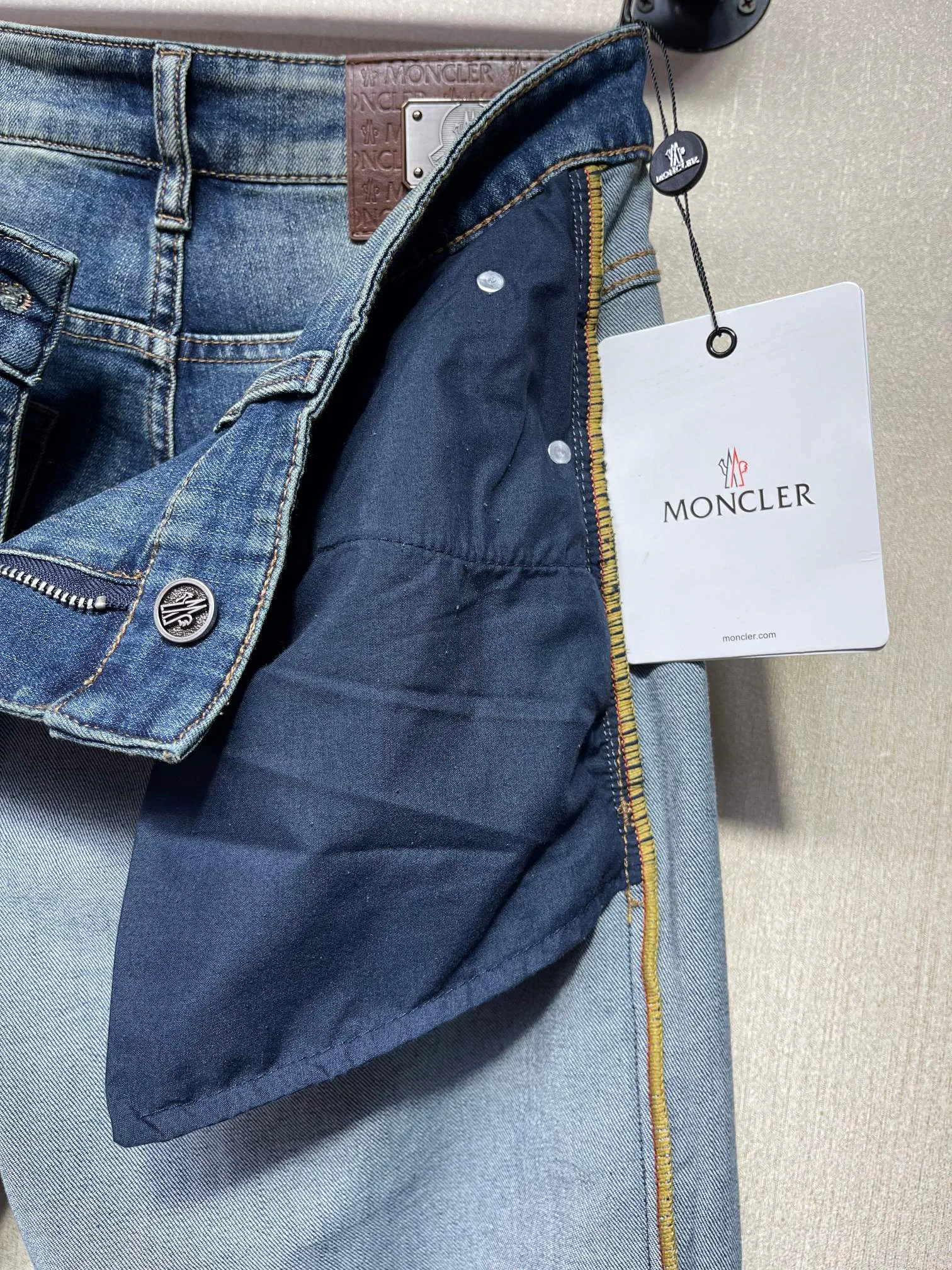 Джинсы Мужские Moncler 12551746