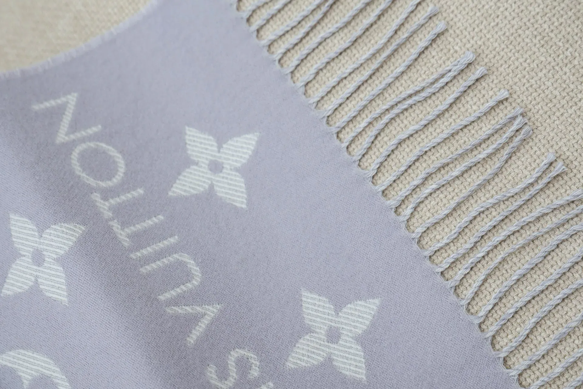 Шарфы Louis Vuitton 94411