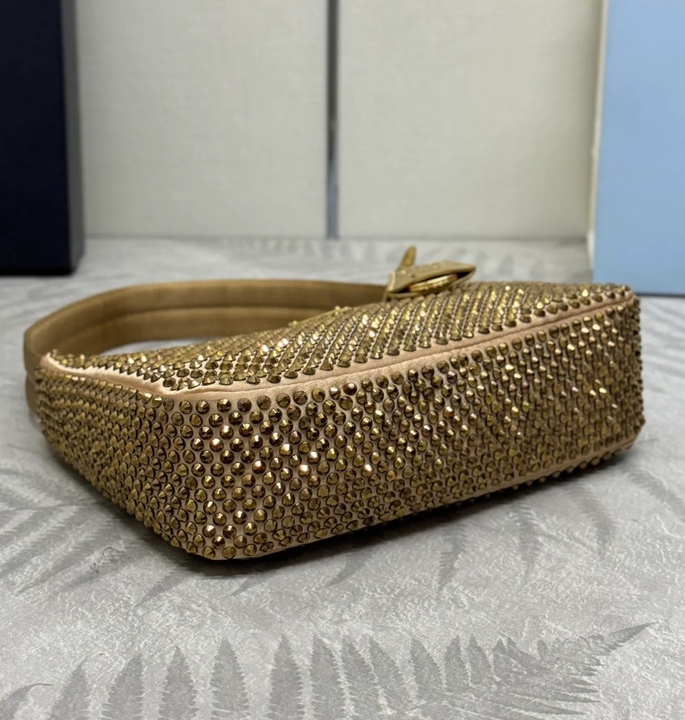 Сумки На Ремне Женские Prada 11788387