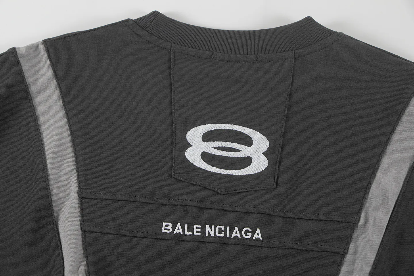 Футболки Женские Balenciaga 12935217