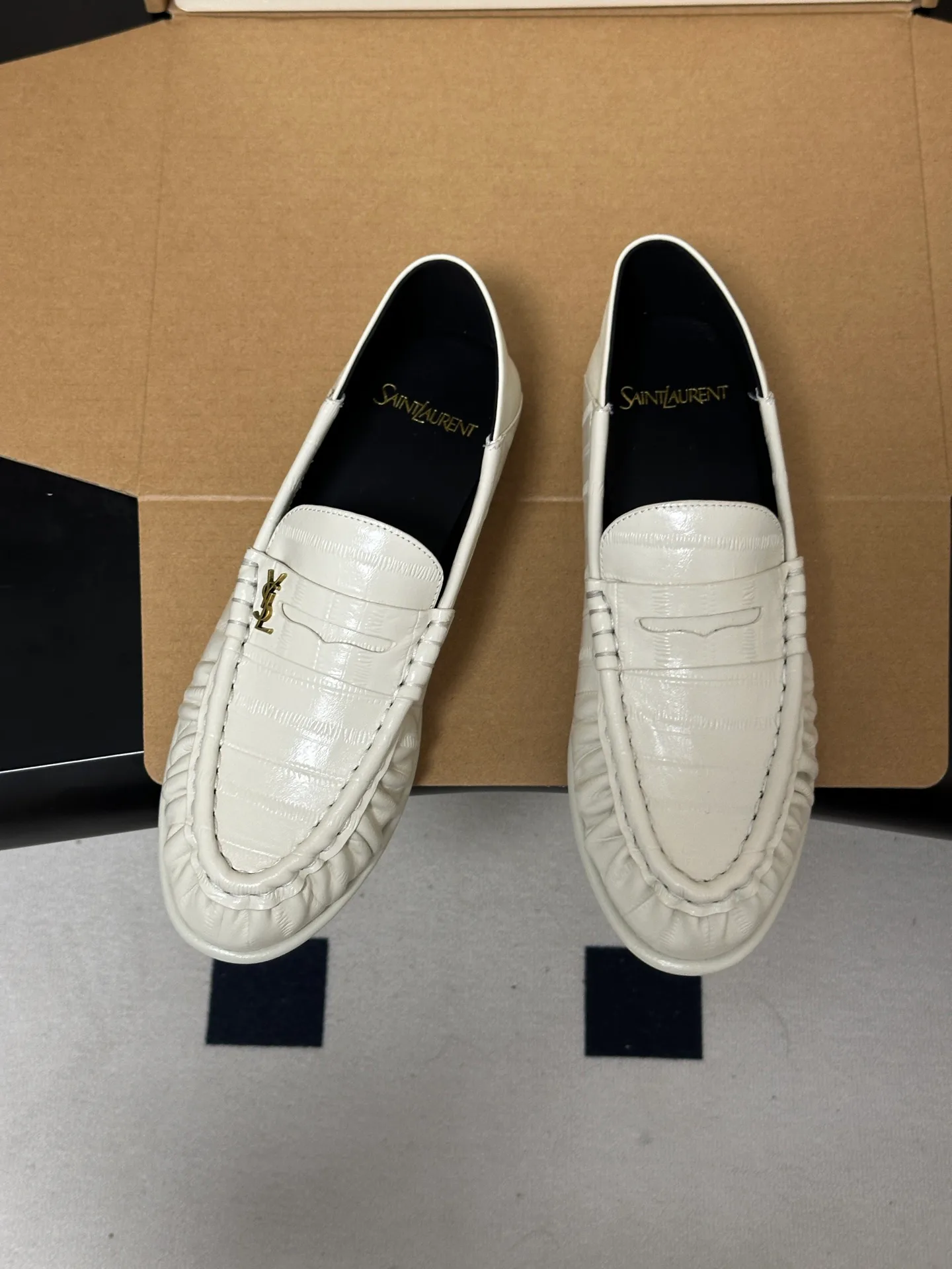 Лоферы И Мокасины Женские Saint Laurent 18049117