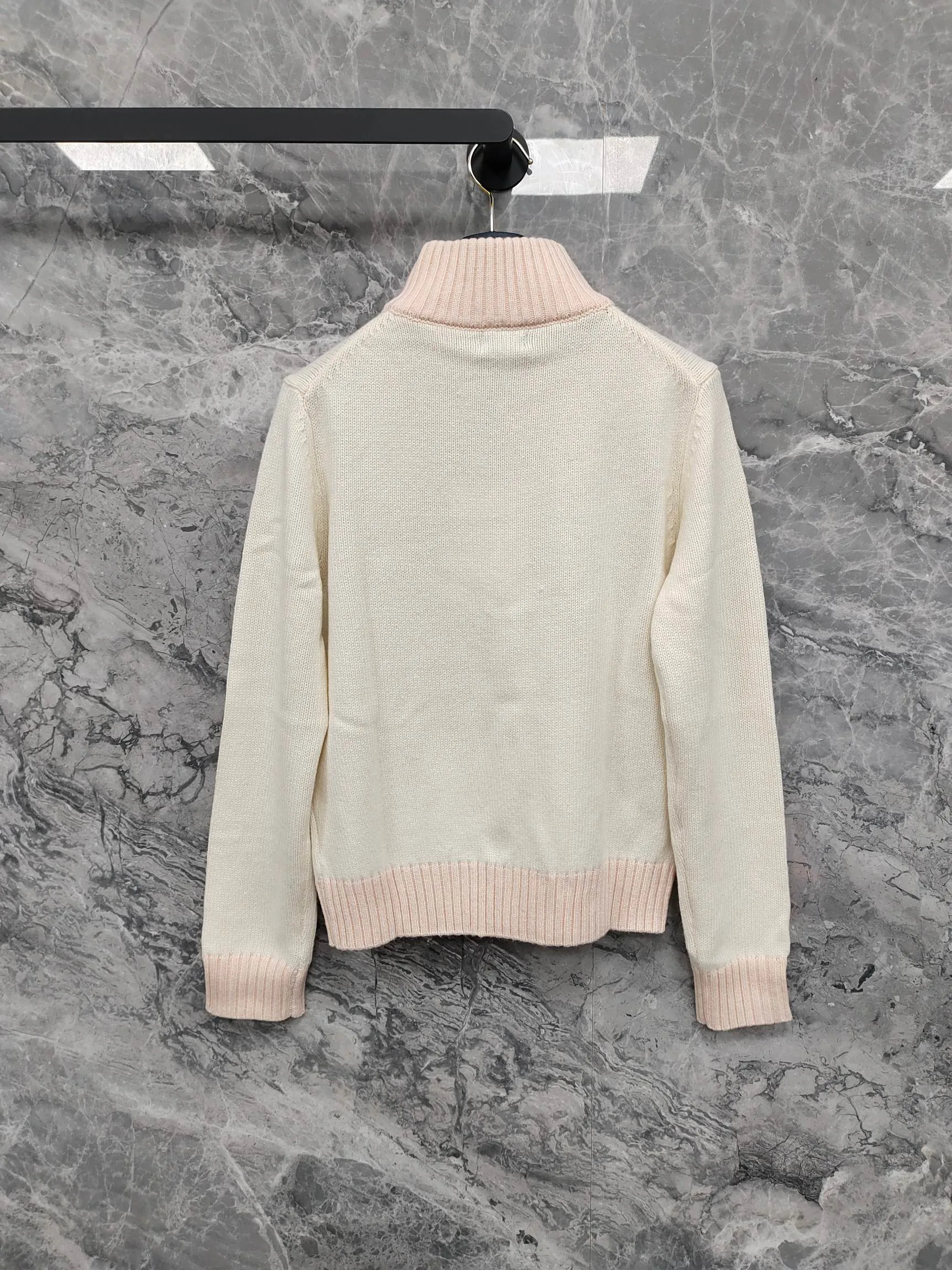 Джемперы И Свитеры Женские Chanel 18972199