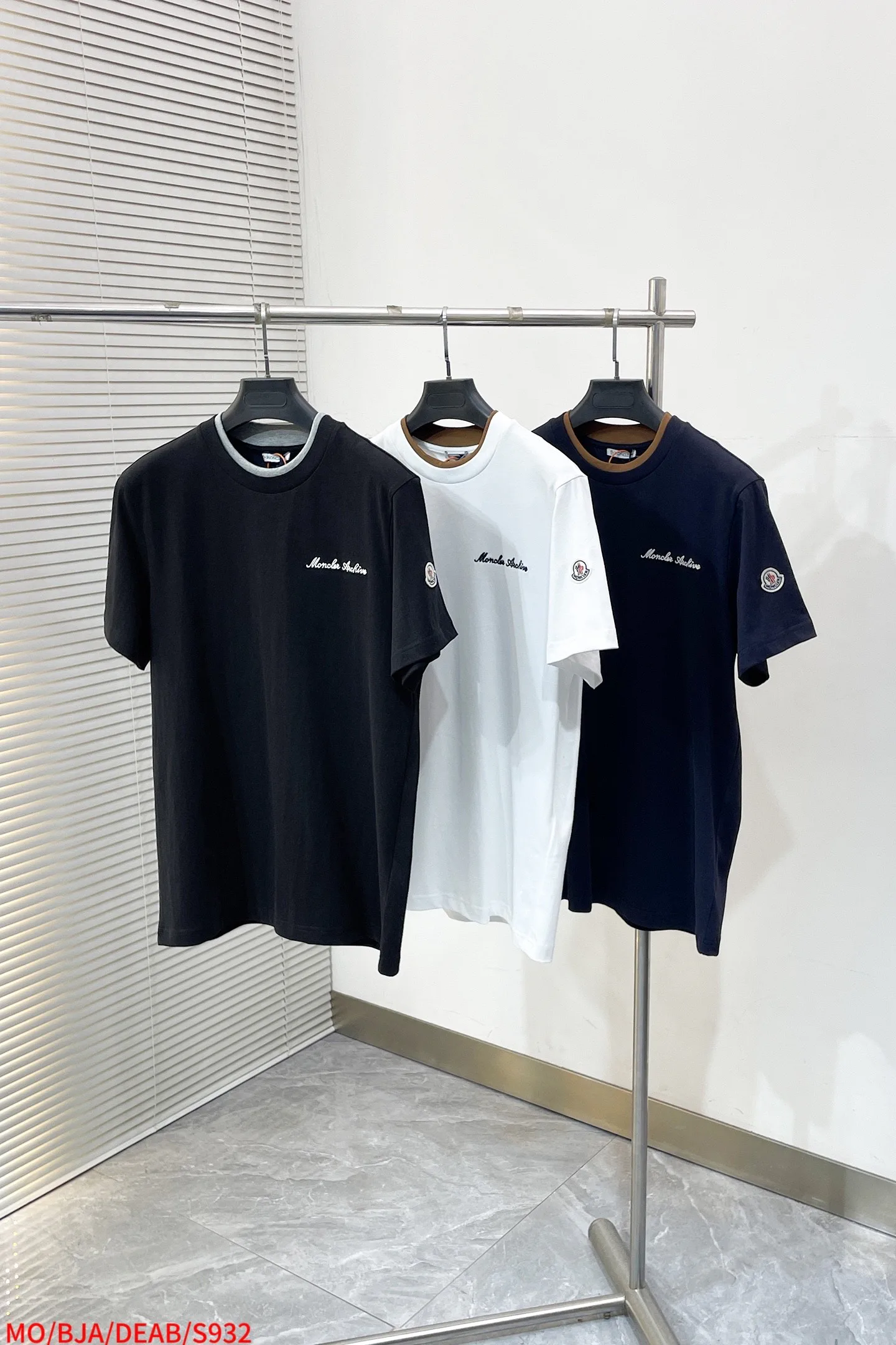 Футболки Женские Moncler 6082571