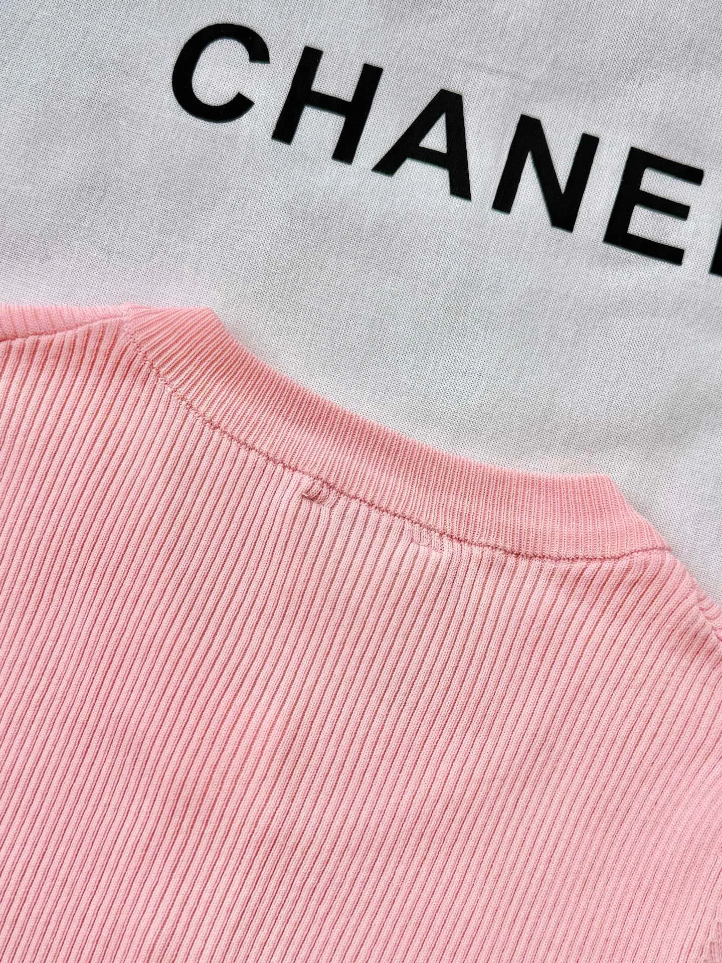 Джемперы И Свитеры Женские Chanel 16888542
