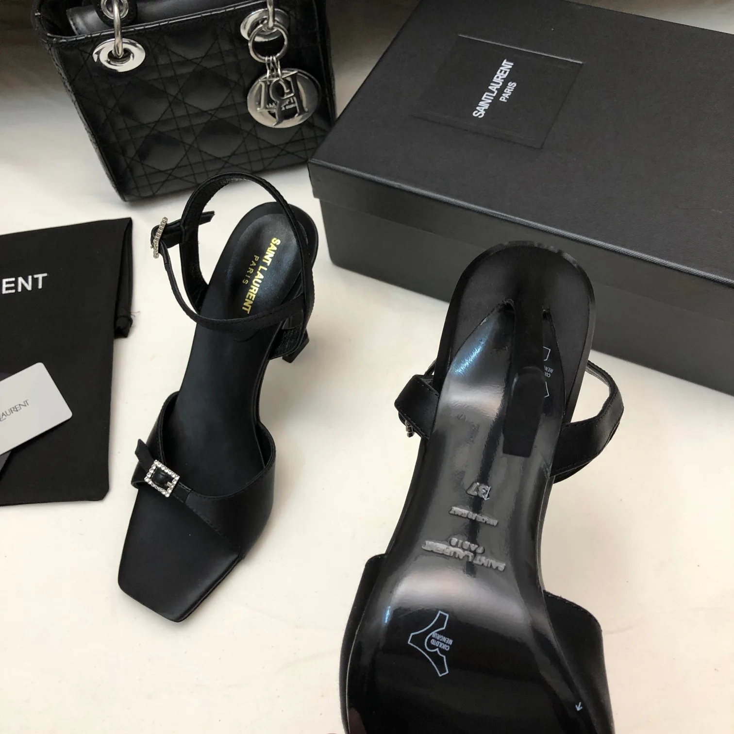 Босоножки Женские Saint Laurent 11220421