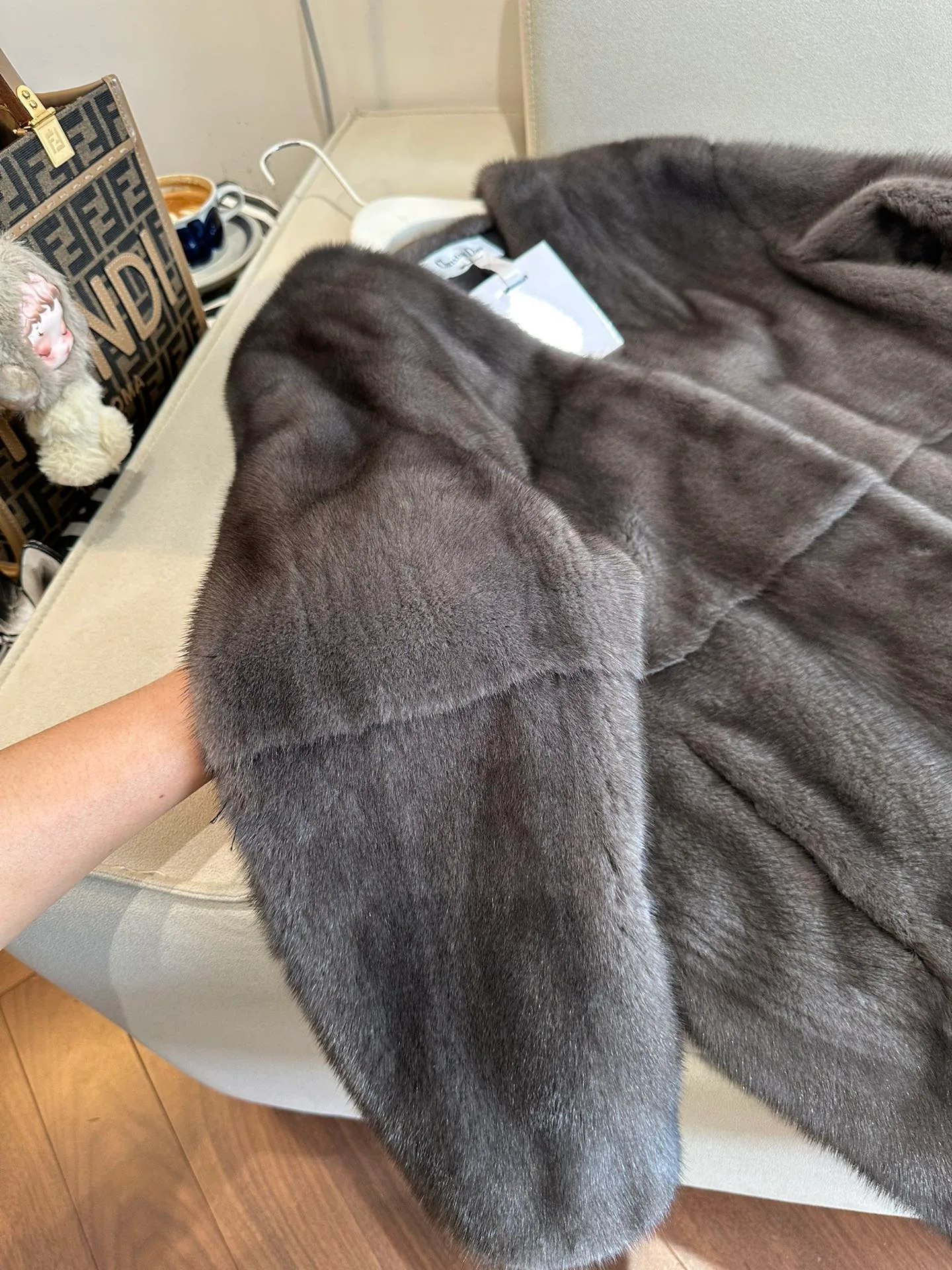 Шубы Женские Christian Dior 560983