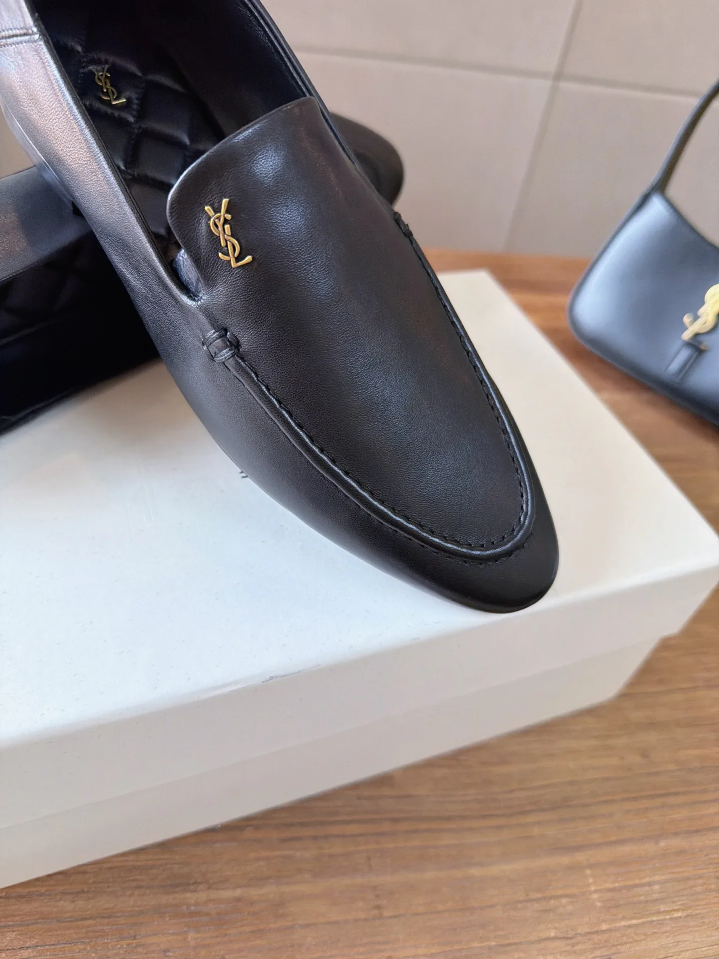 Лоферы И Мокасины Женские Saint Laurent 18466599