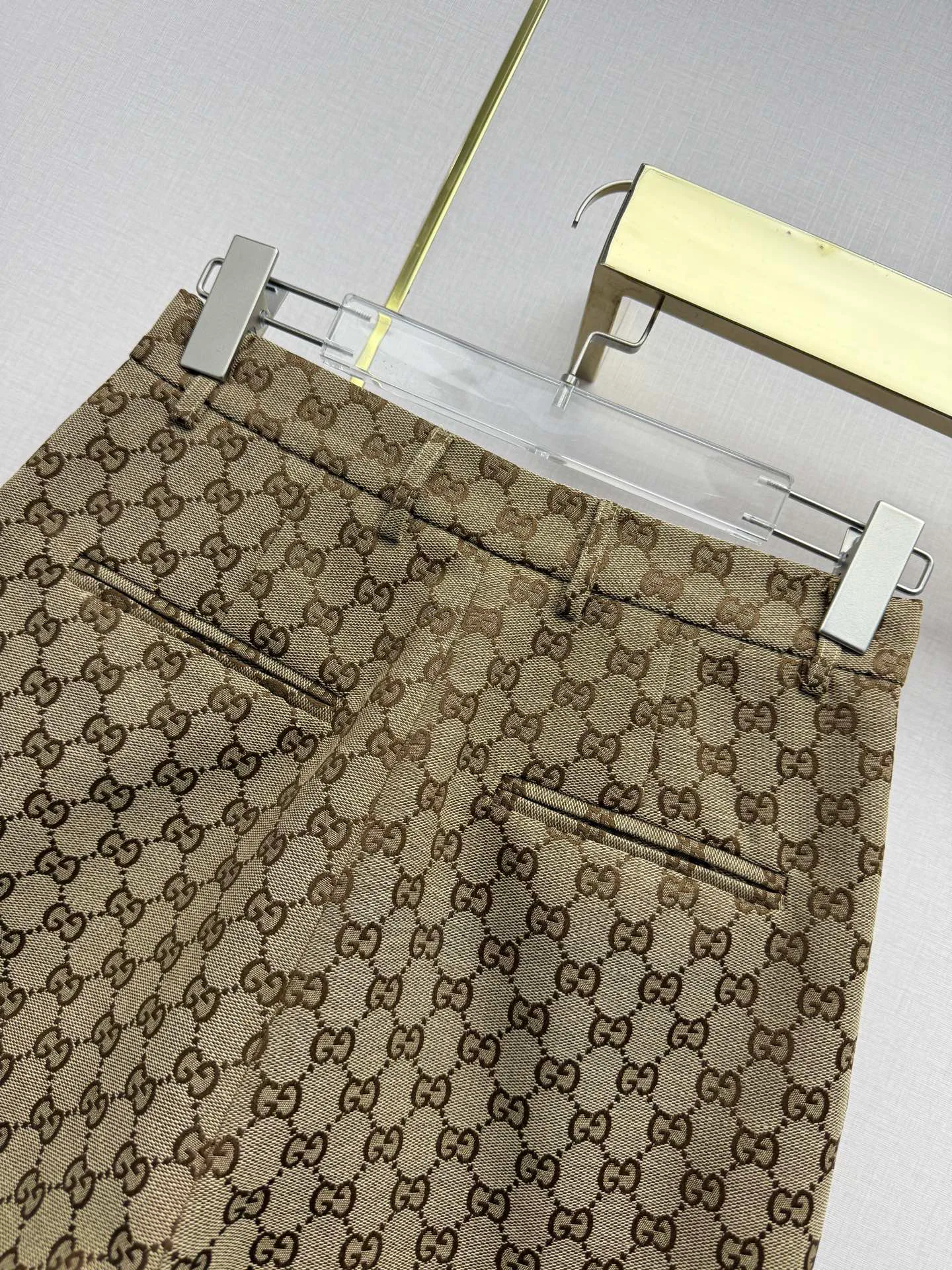 Шорты Женские Gucci 11417210
