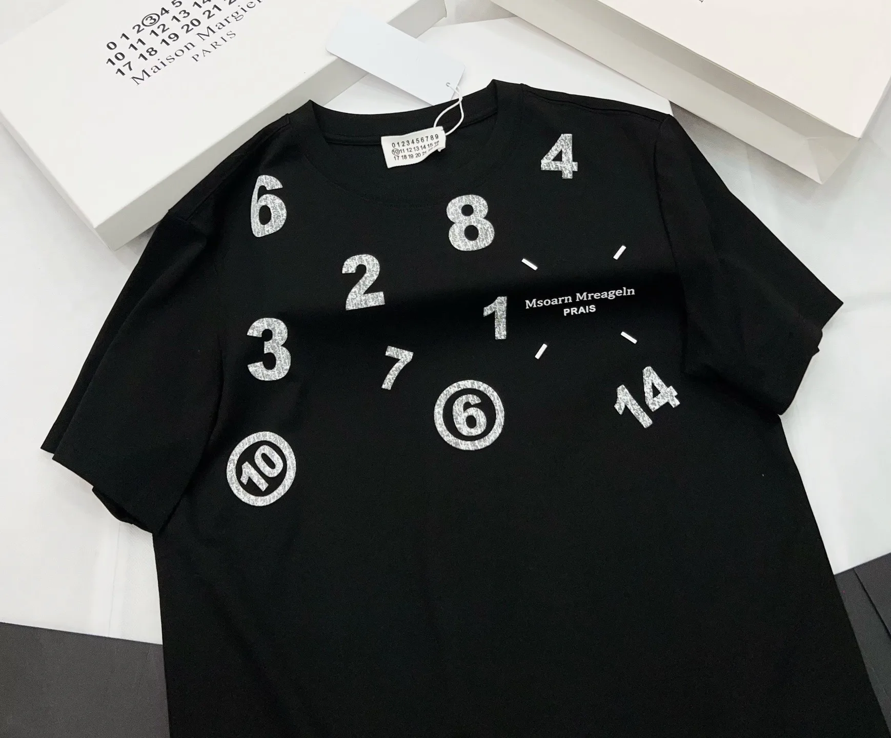 Футболки Женские Maison Margiela 12729688