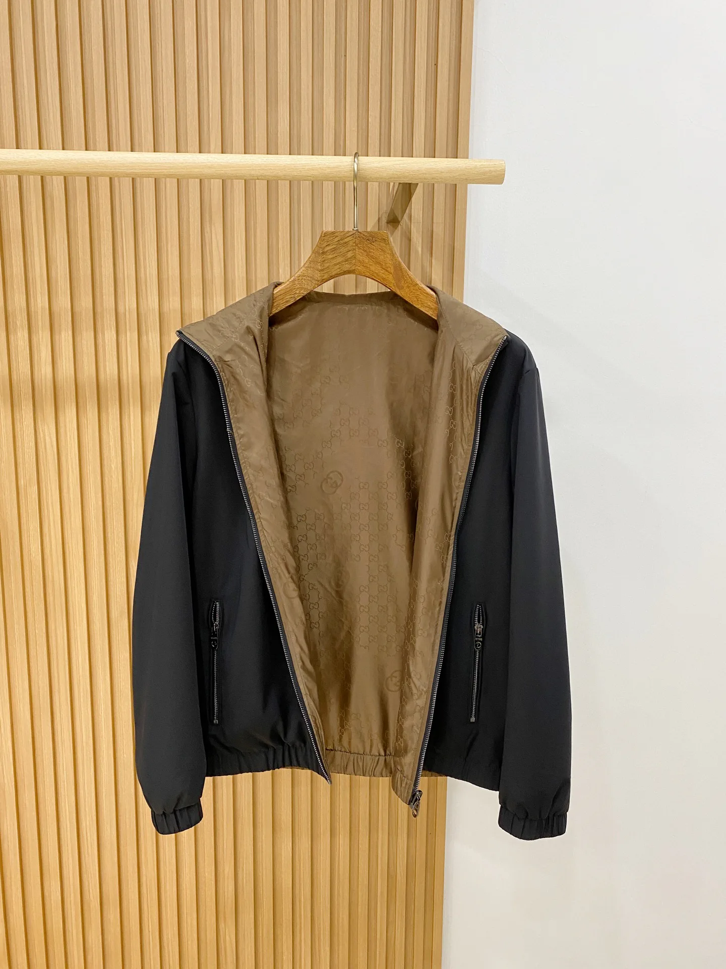 Куртки И Пуховики Мужские Gucci 18246890