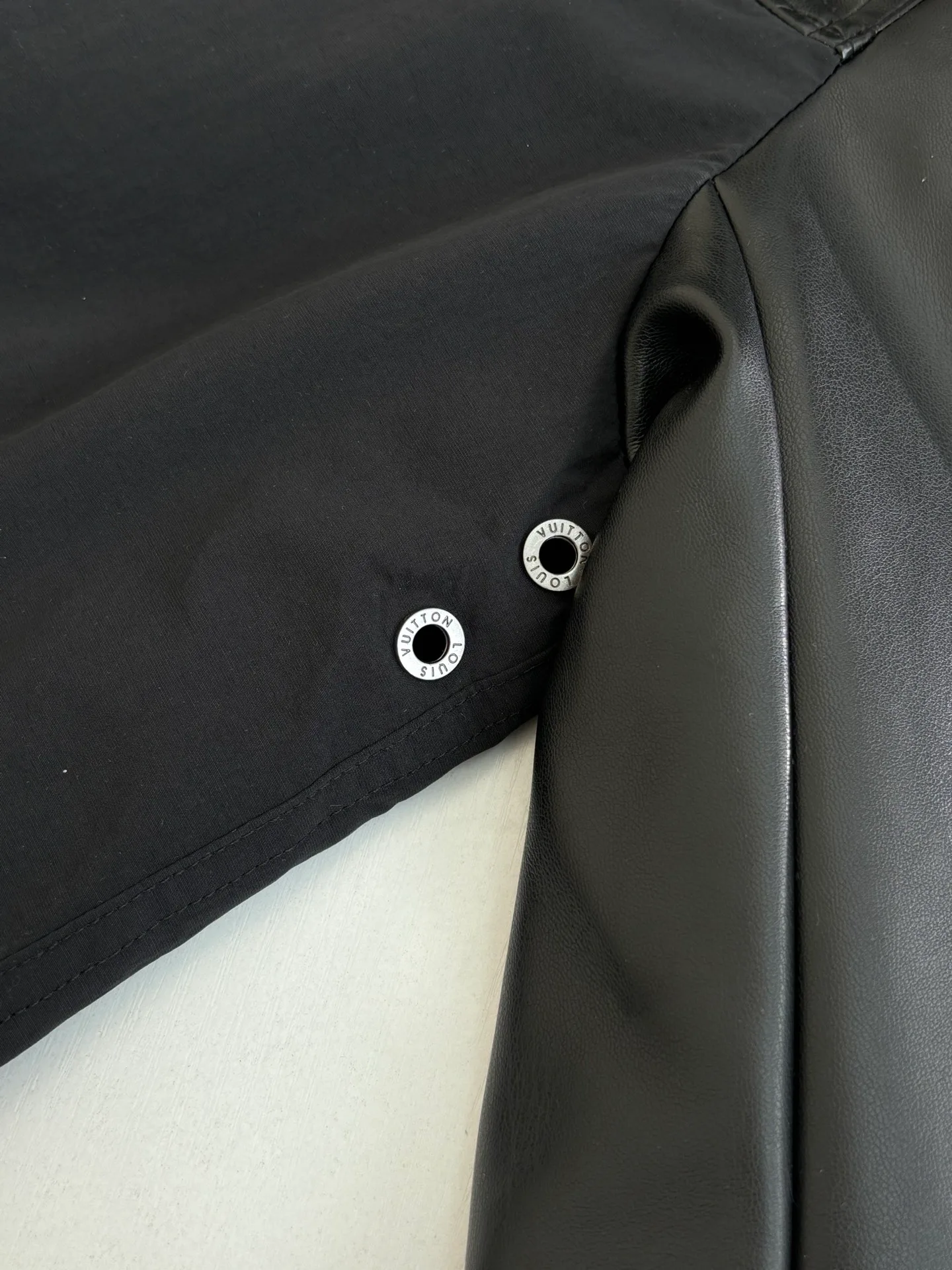 Куртки И Пуховики Мужские Louis Vuitton 424592