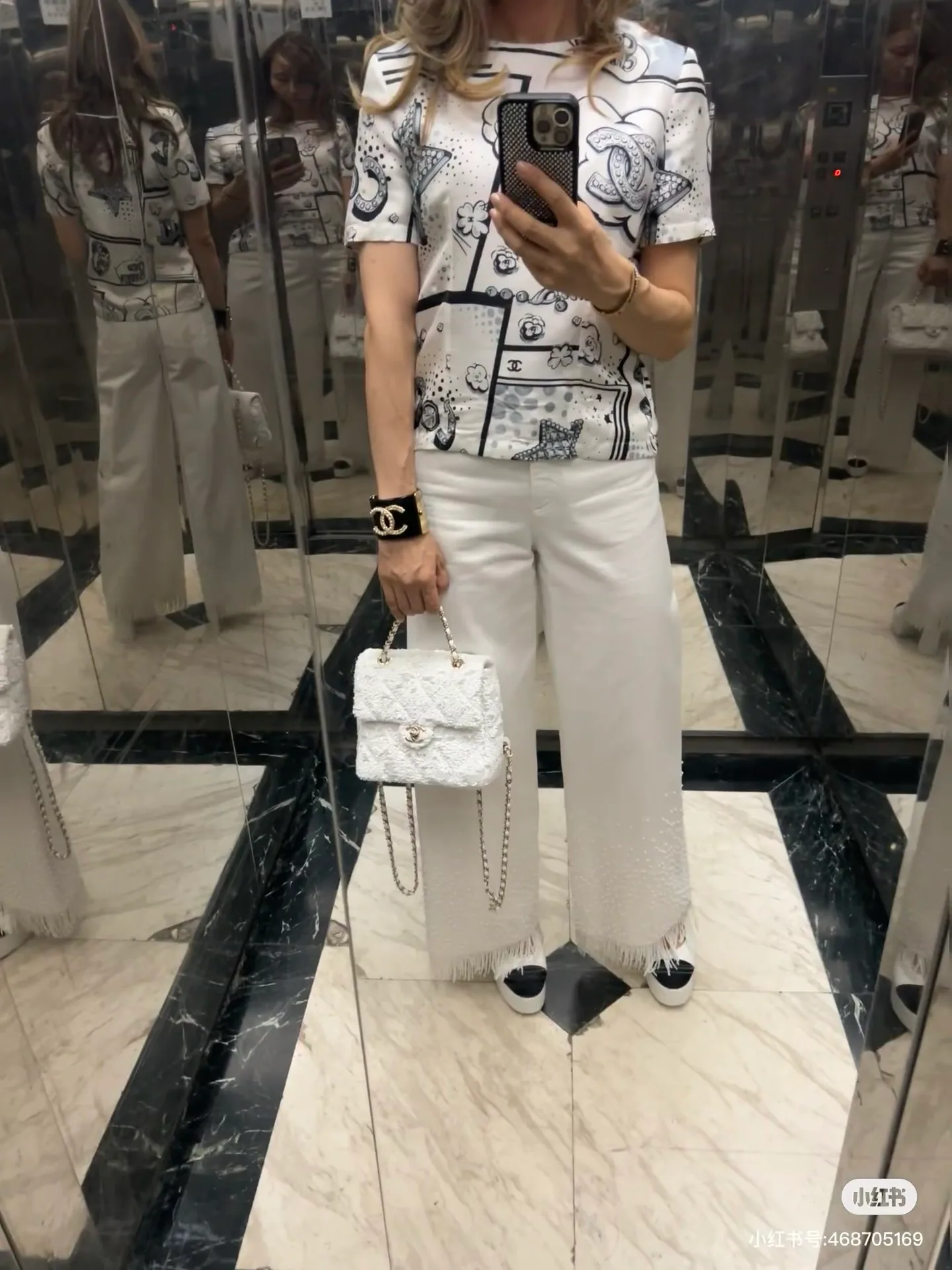 Футболки Женские Chanel 10975827