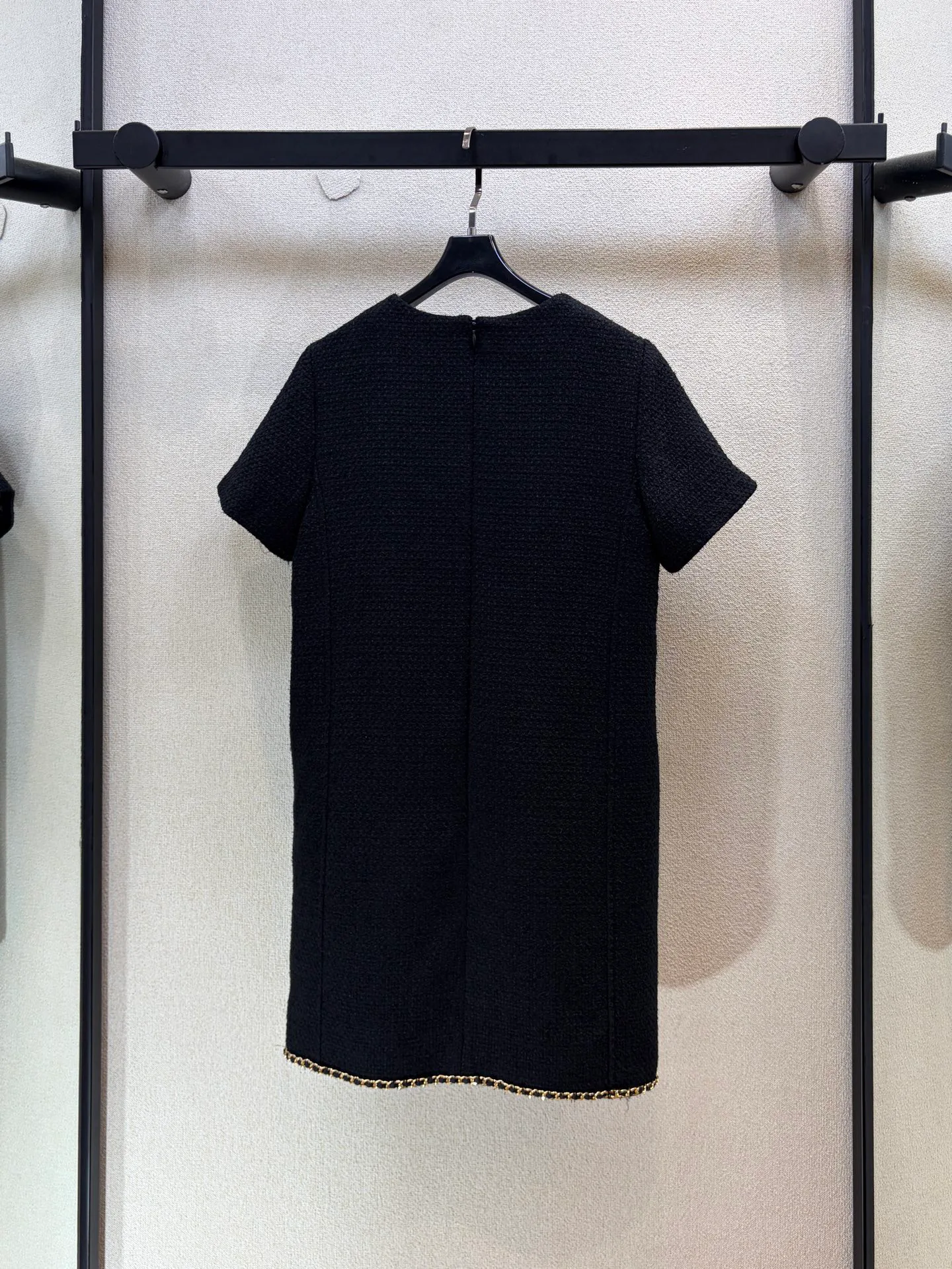 Платья Женские Chanel 18605926
