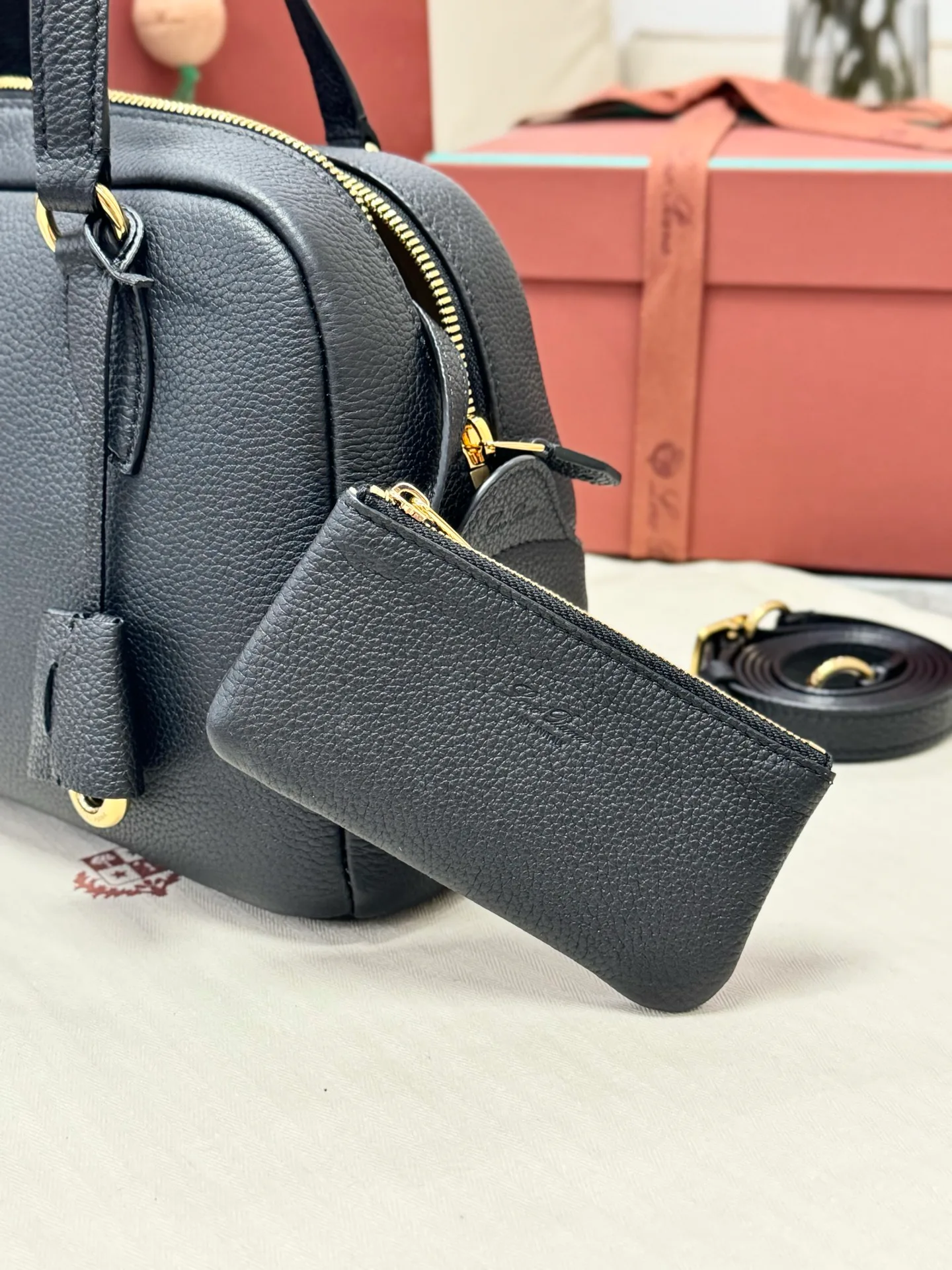 Классические Сумки Женские Loro Piana 11472677