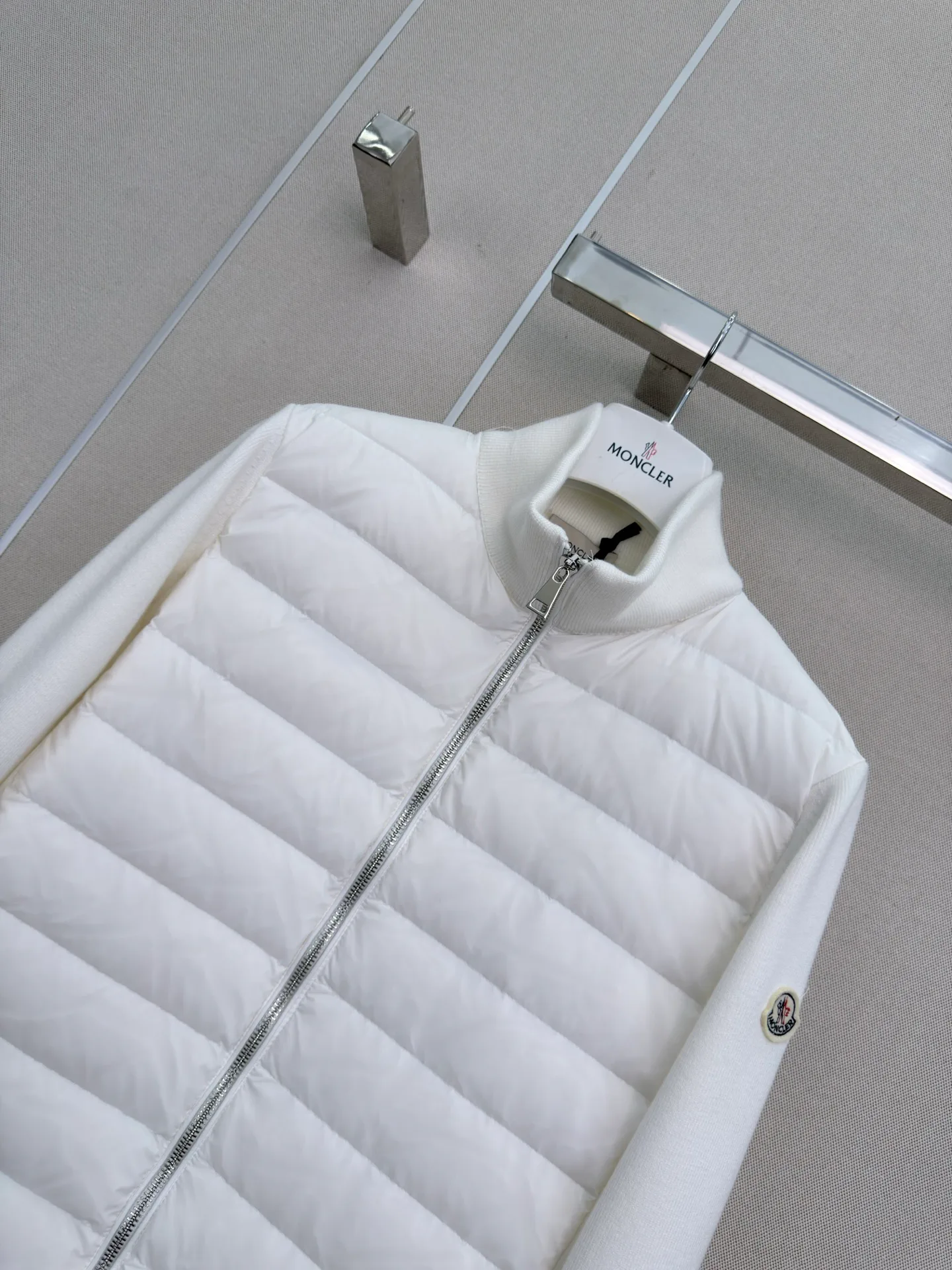 Куртки И Пуховики Женские Moncler 19247523