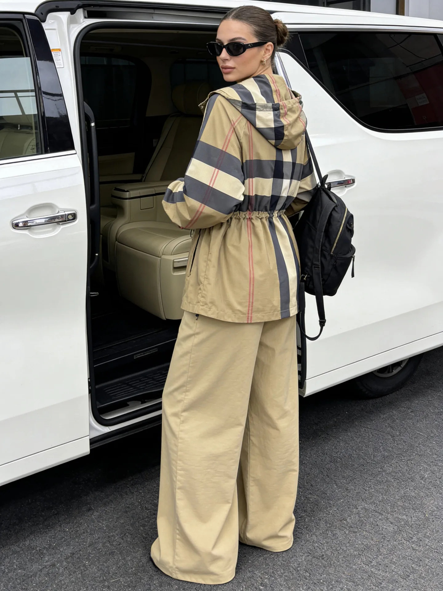 Куртки И Пуховики Женские Burberry 12799697