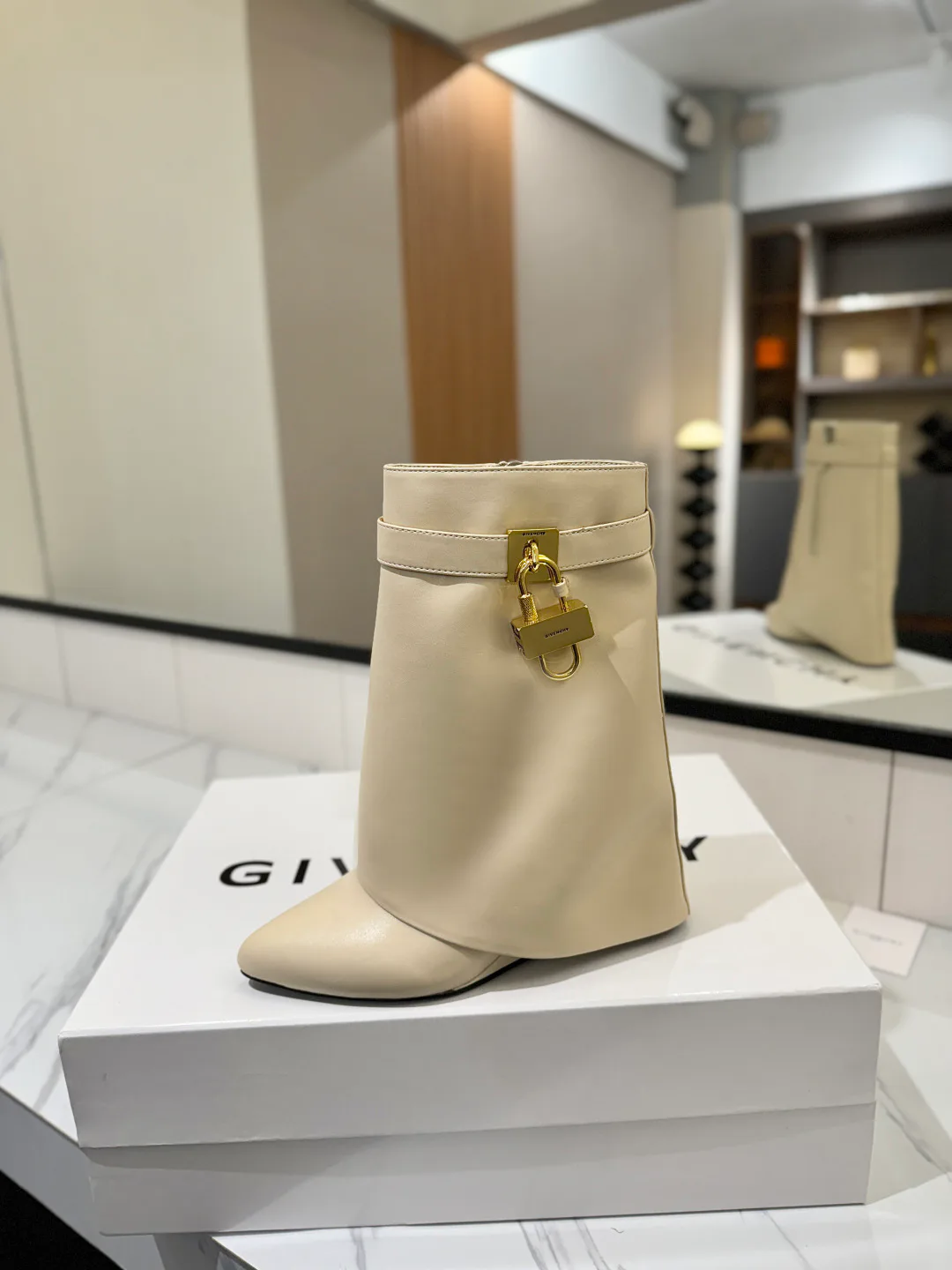 Ботинки Женские Givenchy 1286104