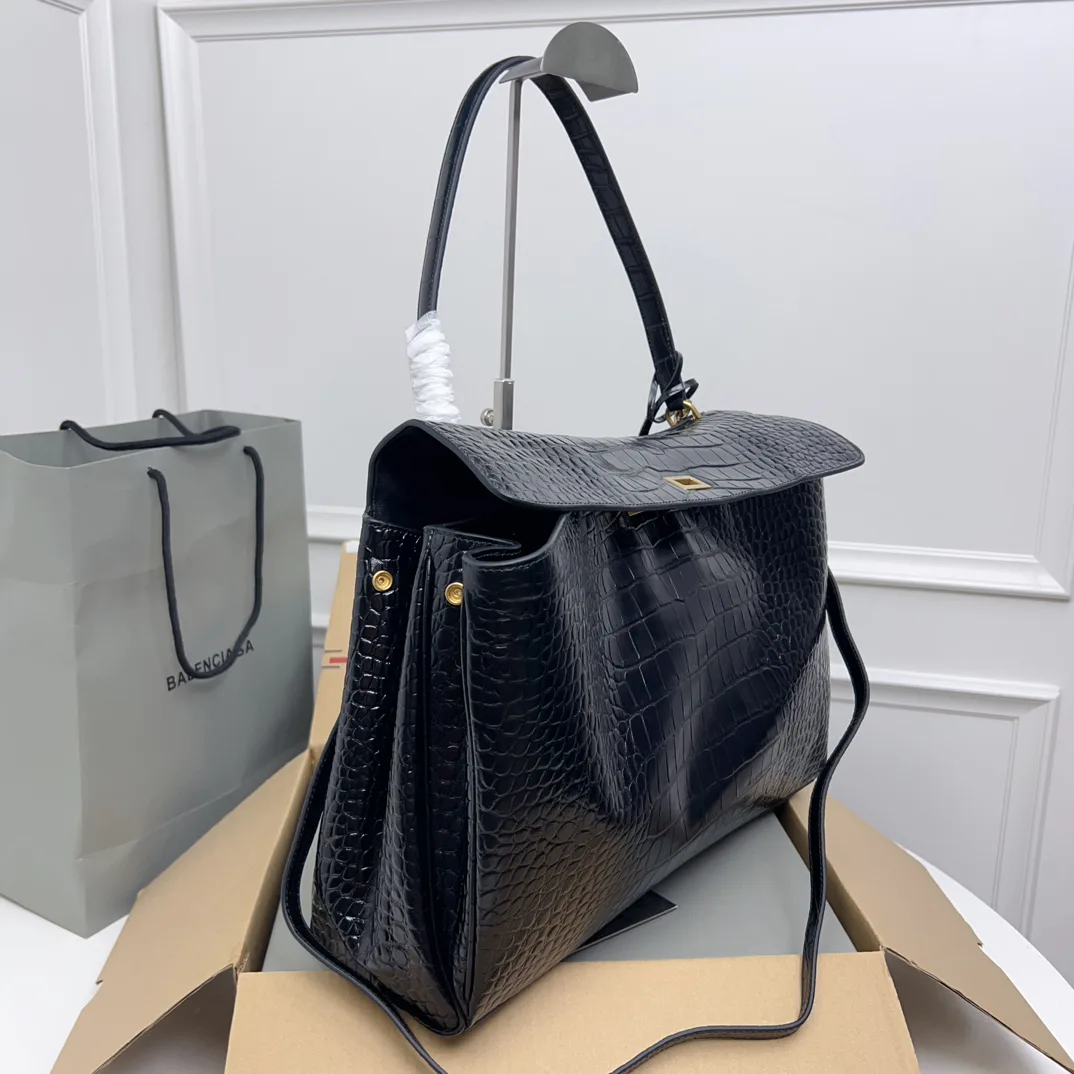 Классические Сумки Женские Balenciaga 11872219