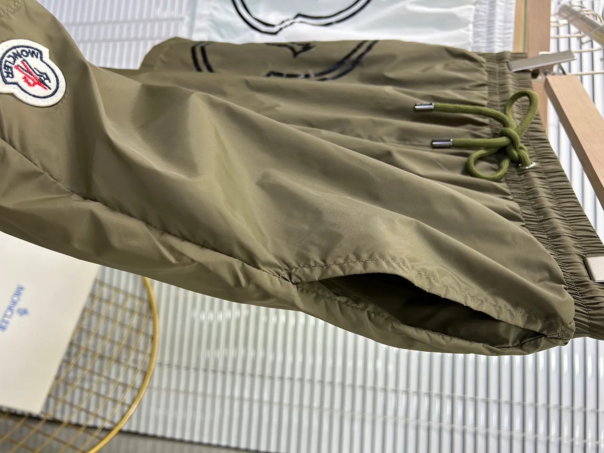 Шорты Мужские Moncler 18422