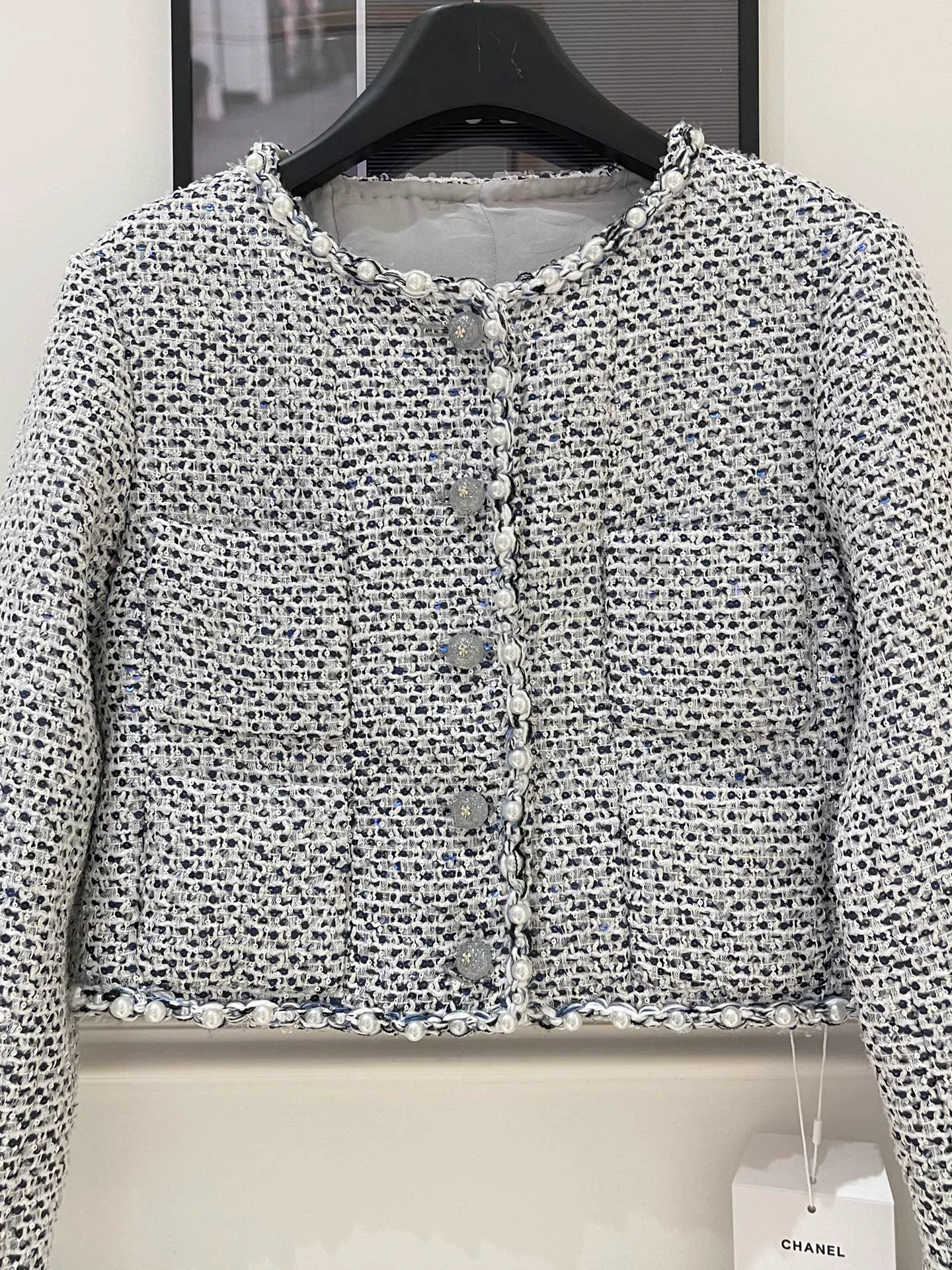 Куртки И Пуховики Женские Chanel 25340