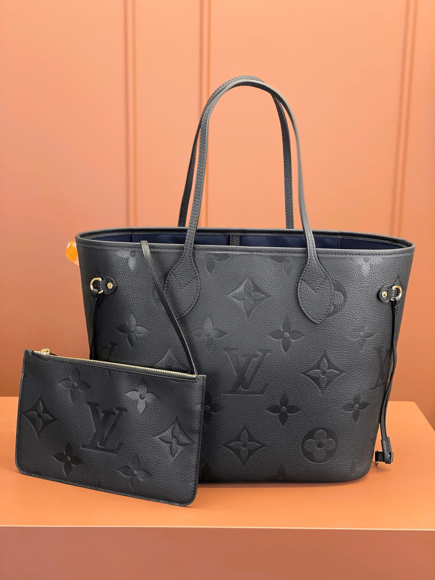 Классические Сумки Женские Louis Vuitton 17844902