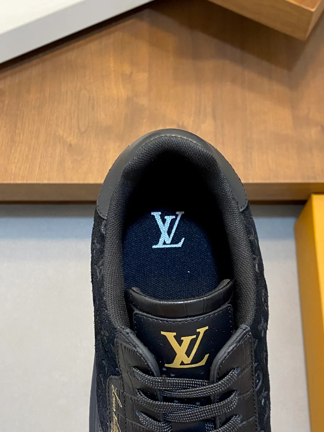 Кроссовки Мужские Louis Vuitton 19802654