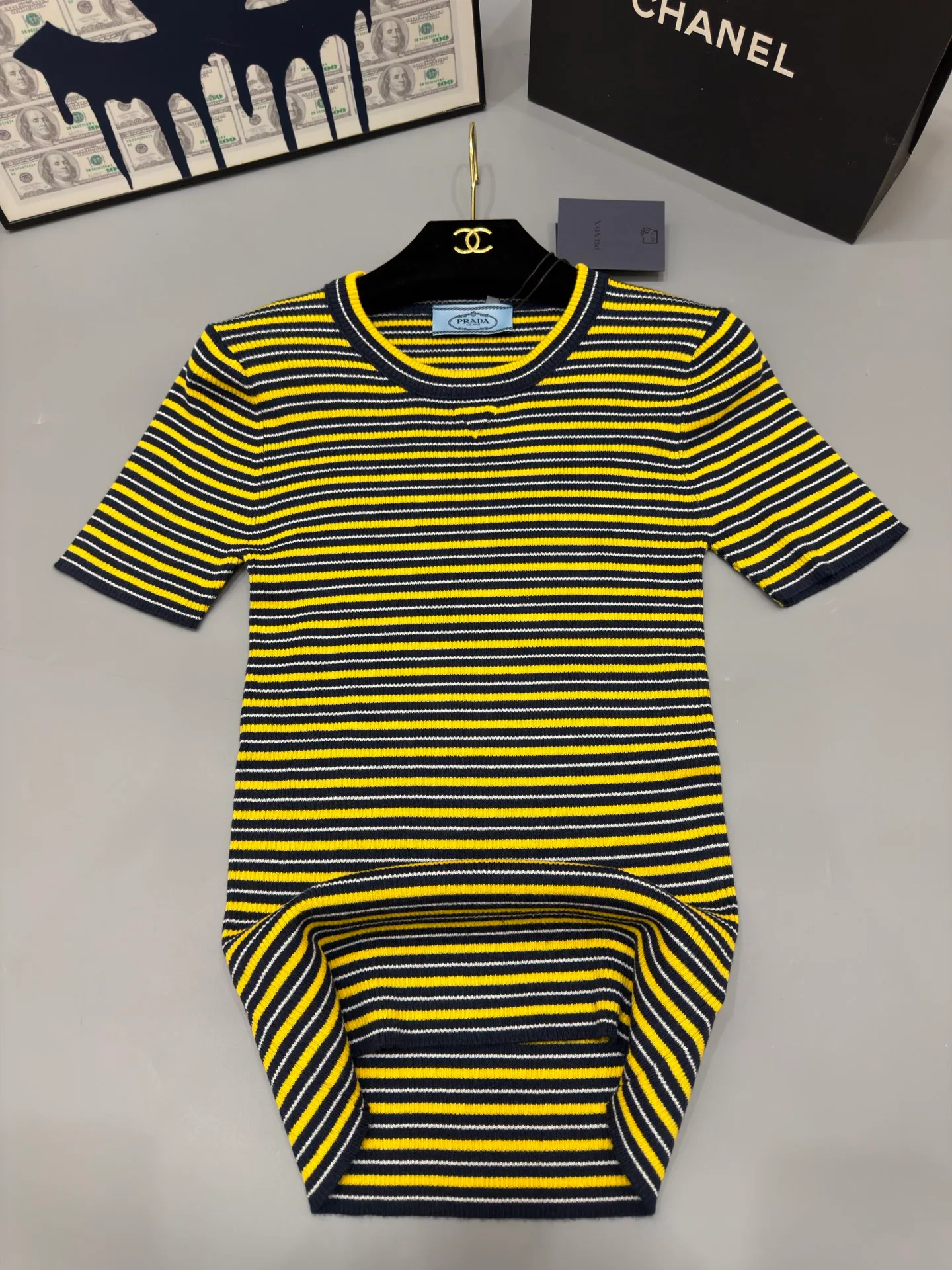 Футболки Женские Prada 11396061