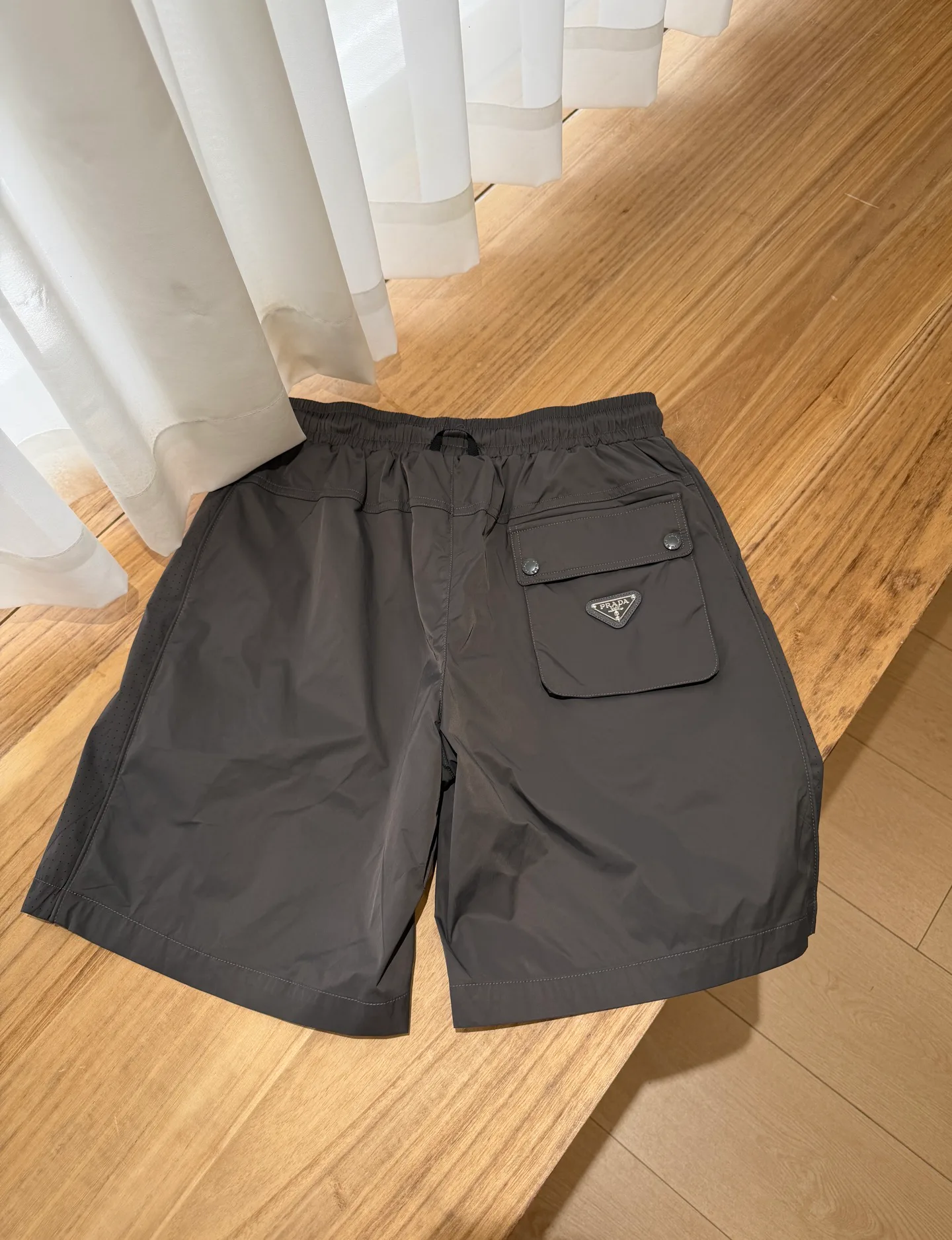 Шорты Женские Prada 13188815