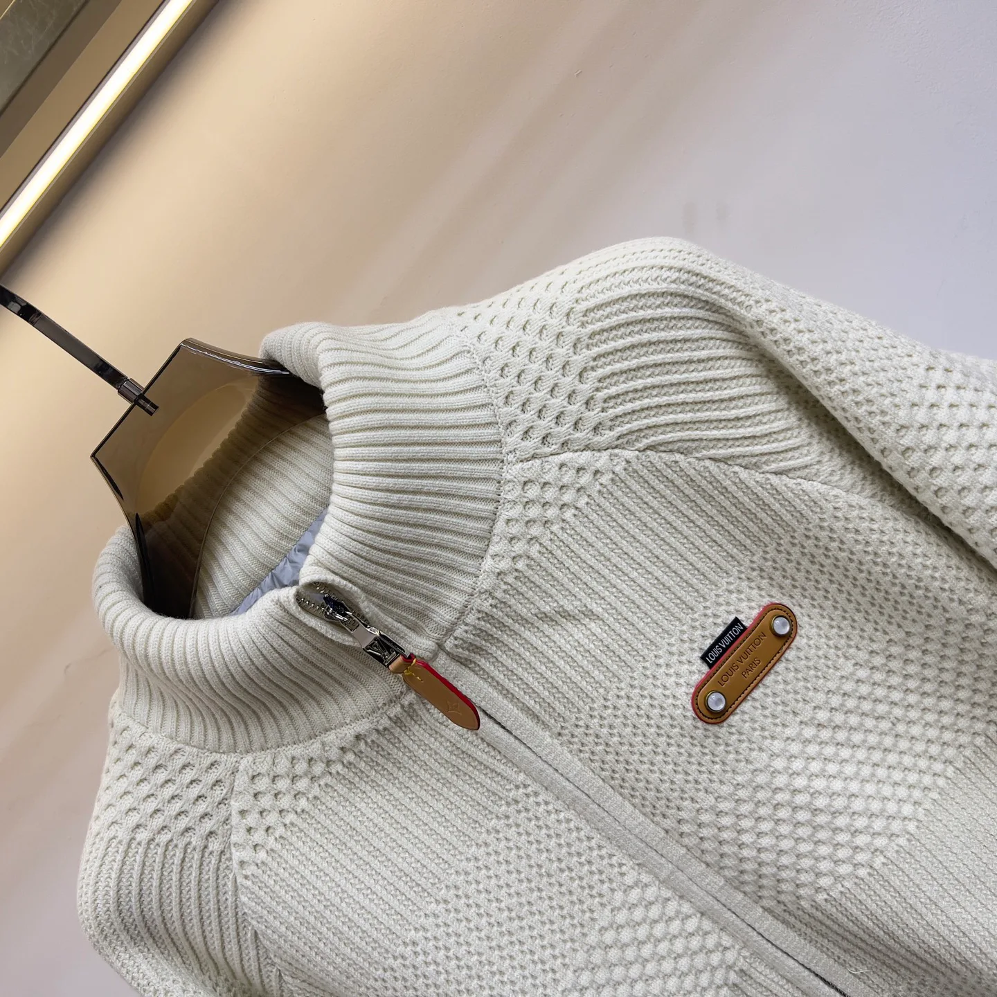 Куртки И Пуховики Женские Louis Vuitton 844044