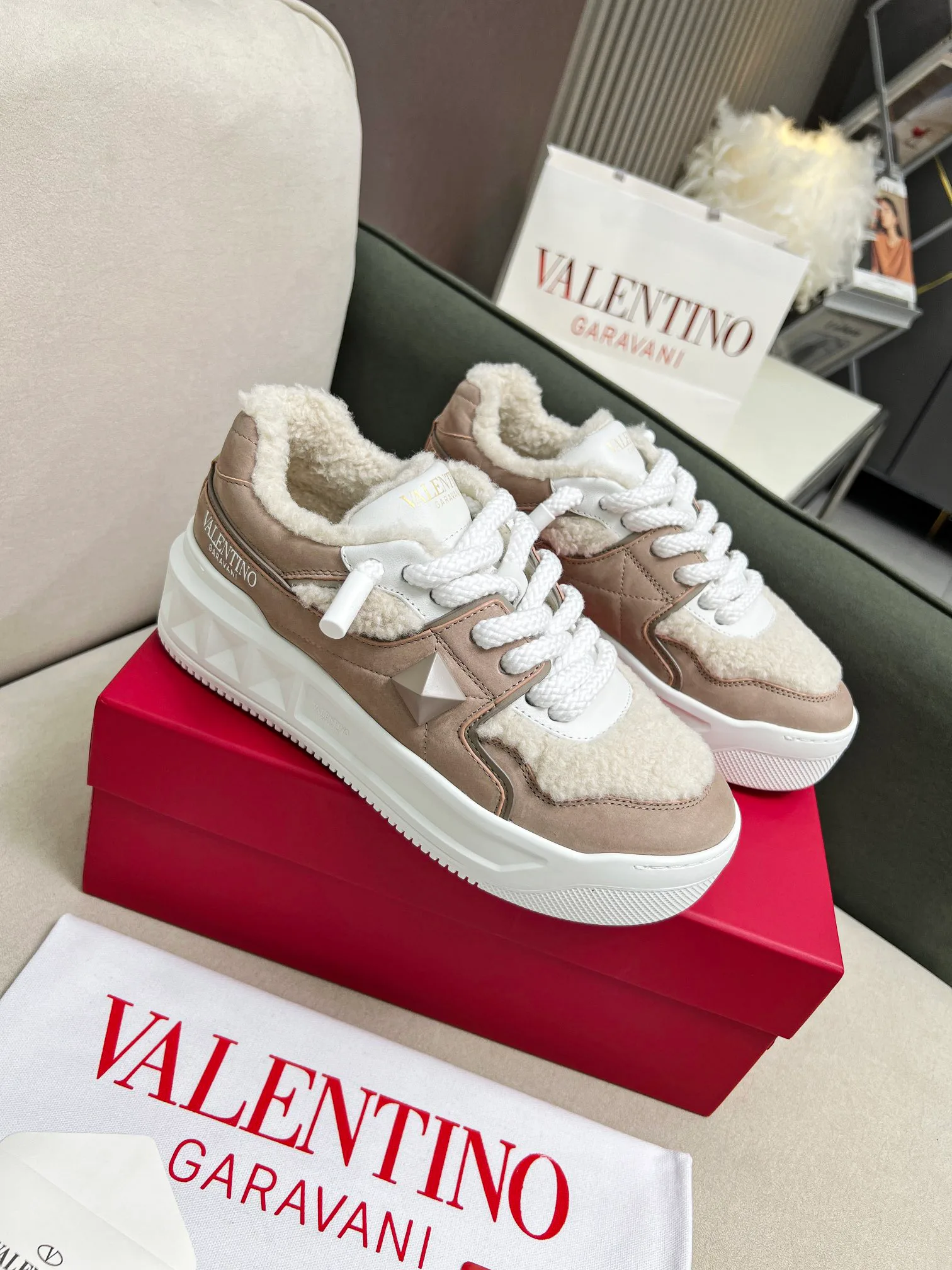 Кроссовки Женские Valentino 2628048
