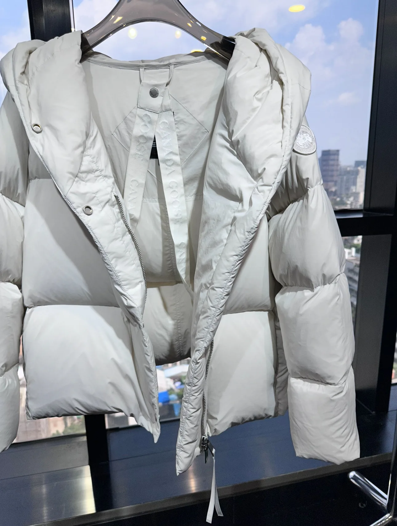 Куртки И Пуховики Женские Canada Goose 18099859