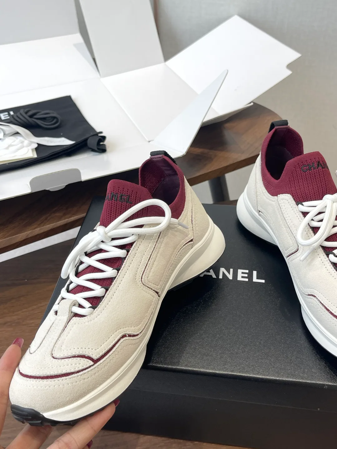 Кроссовки Женские Chanel 17364708