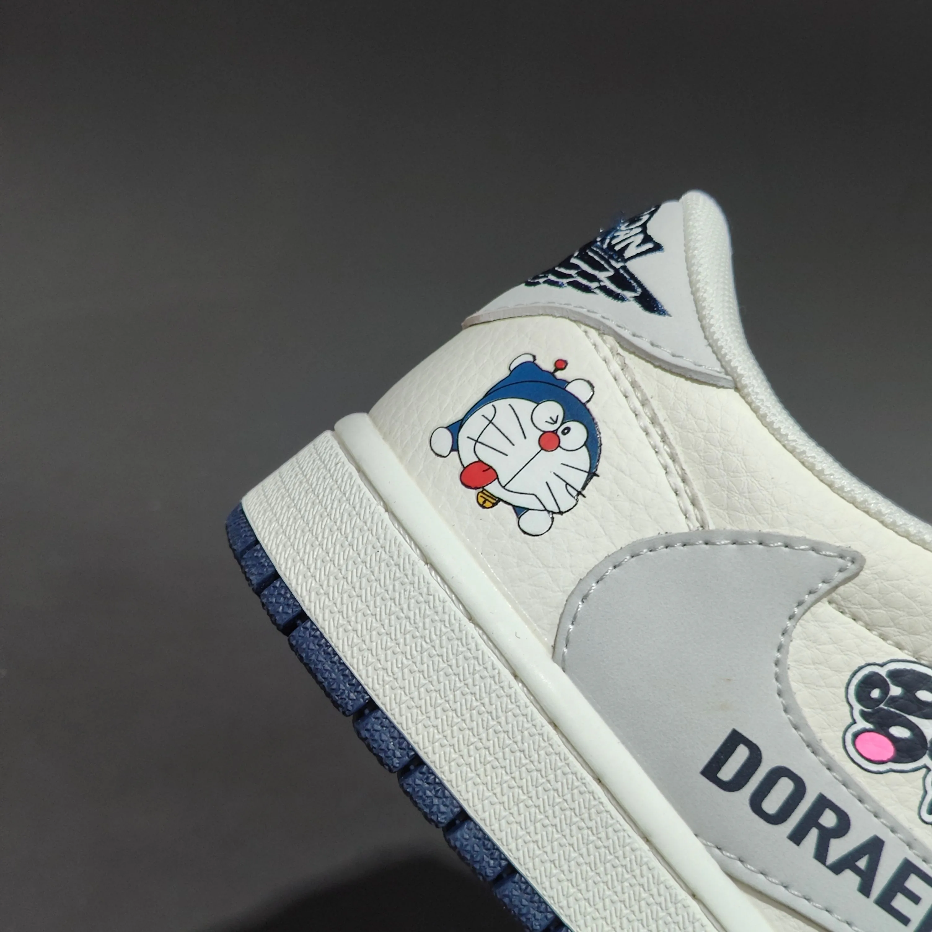 Кроссовки Женские Louis Vuitton 5061313