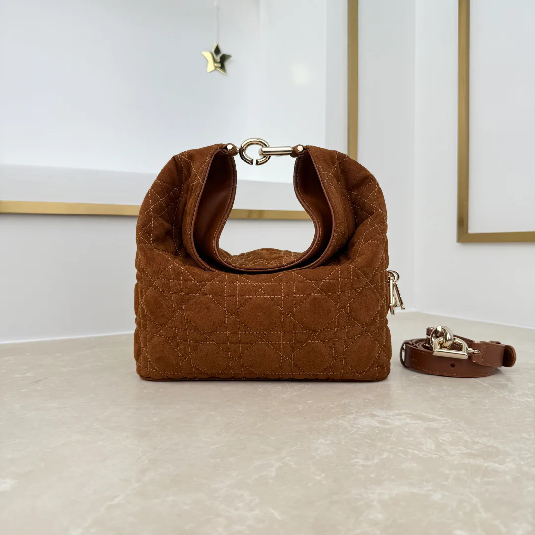 Классические Сумки Женские Christian Dior 18116271