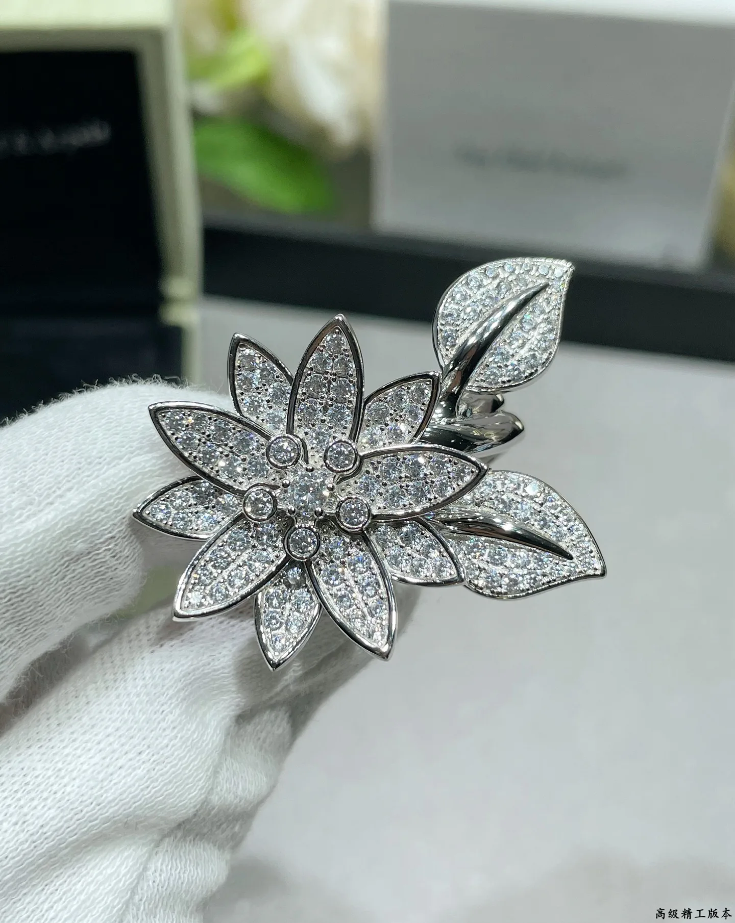 Бижутерия Van Cleef & Arpels 167190