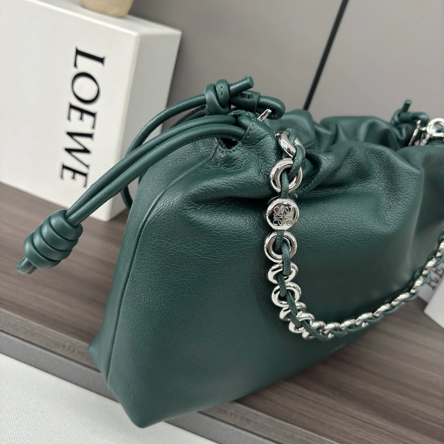 Классические Сумки Женские Loewe 11699880